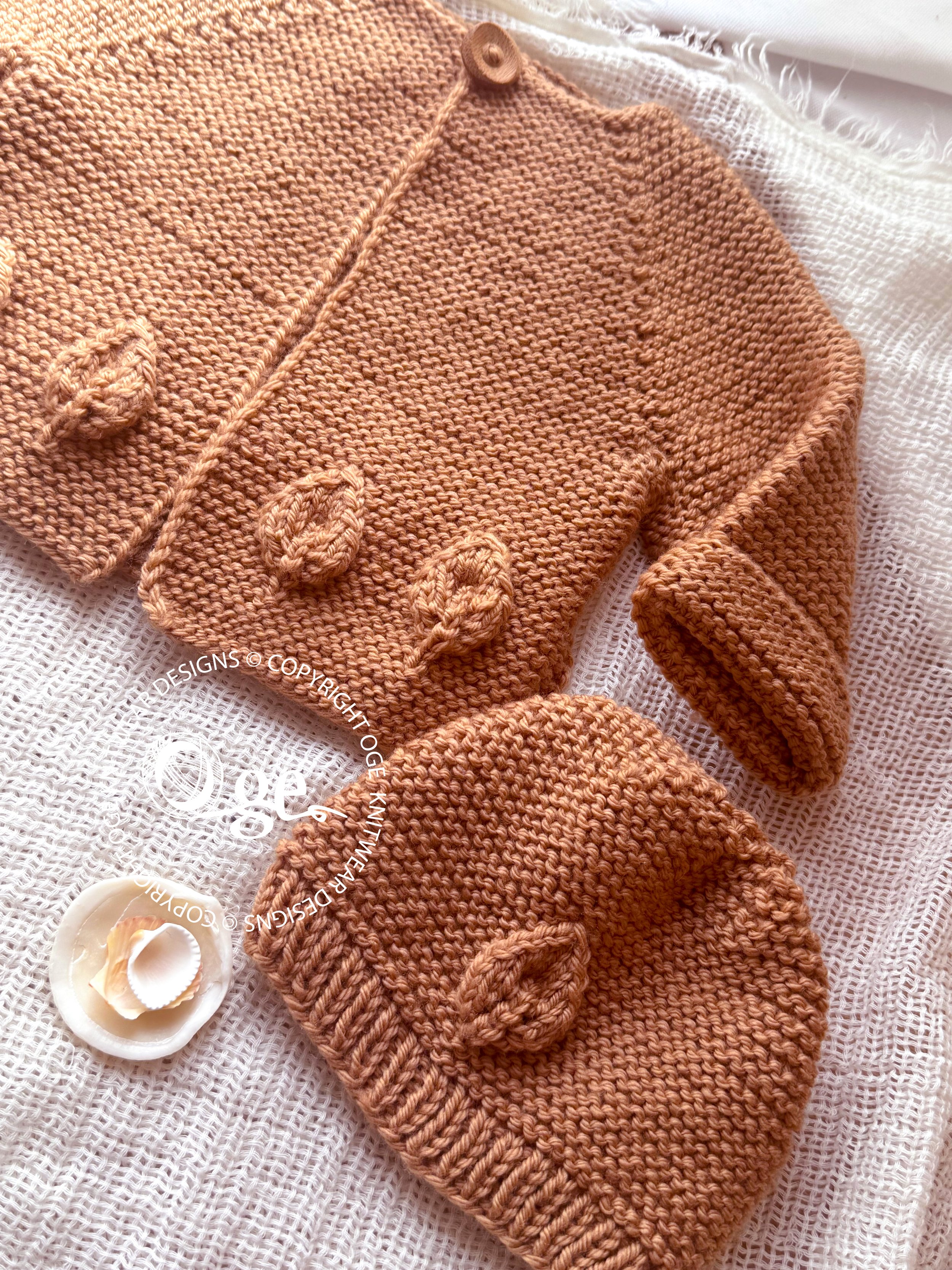 KNITTING PATTERN -Amber Fall Cardigan - P307