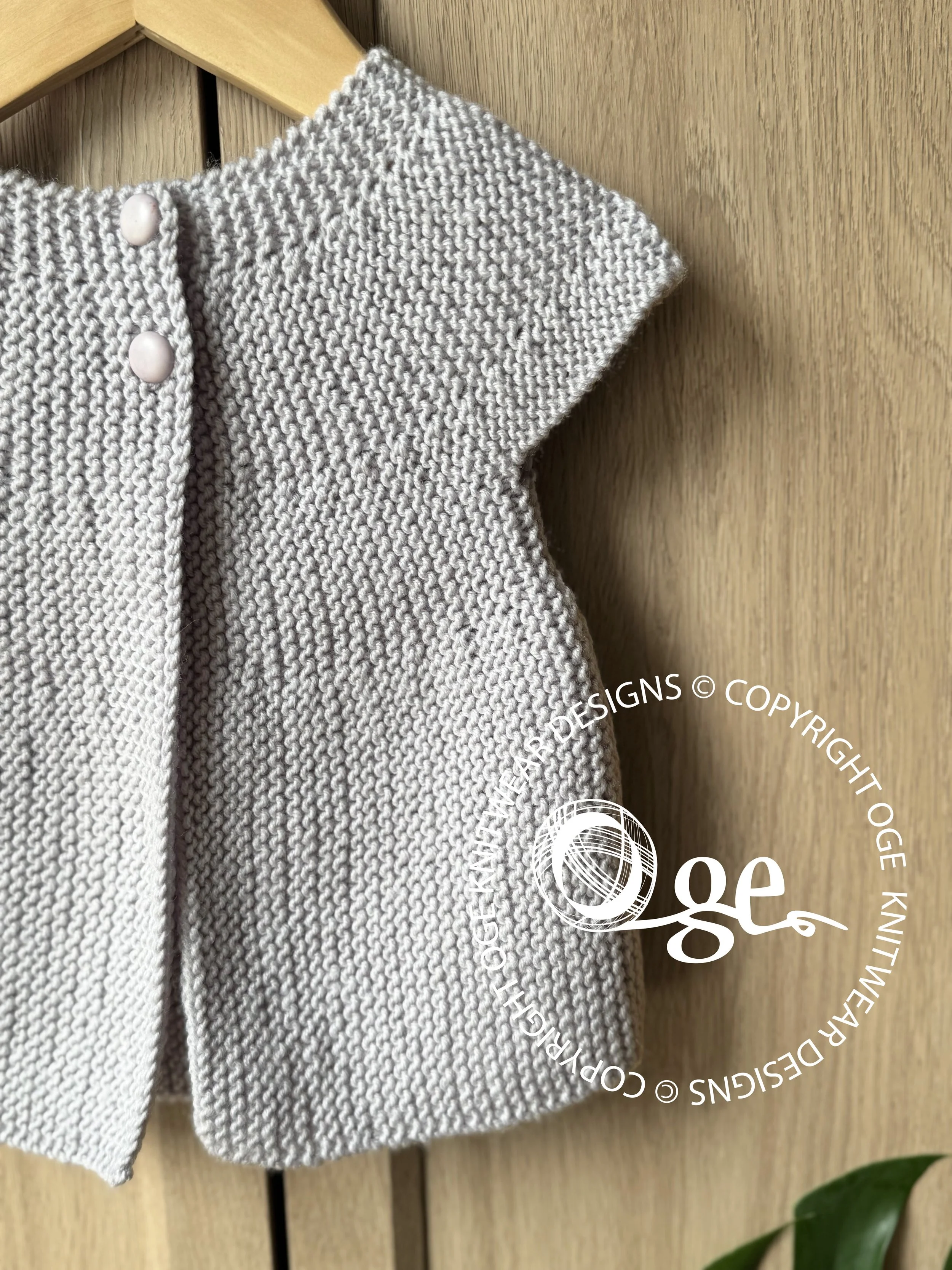 KNITTING PATTERN -- Baby Angel Top - P057