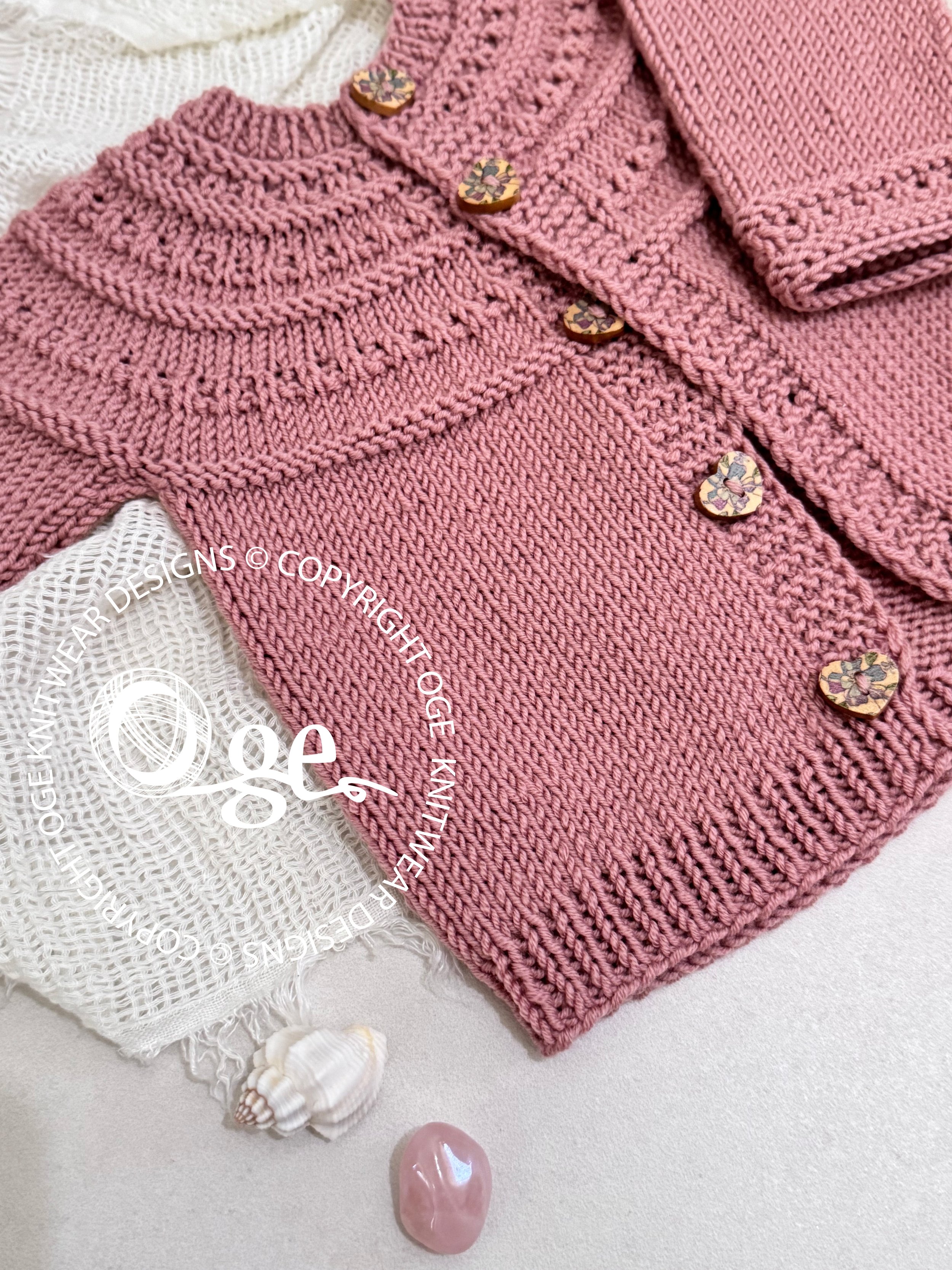 KNITTING PATTERN -- Luna Cardigan - P277