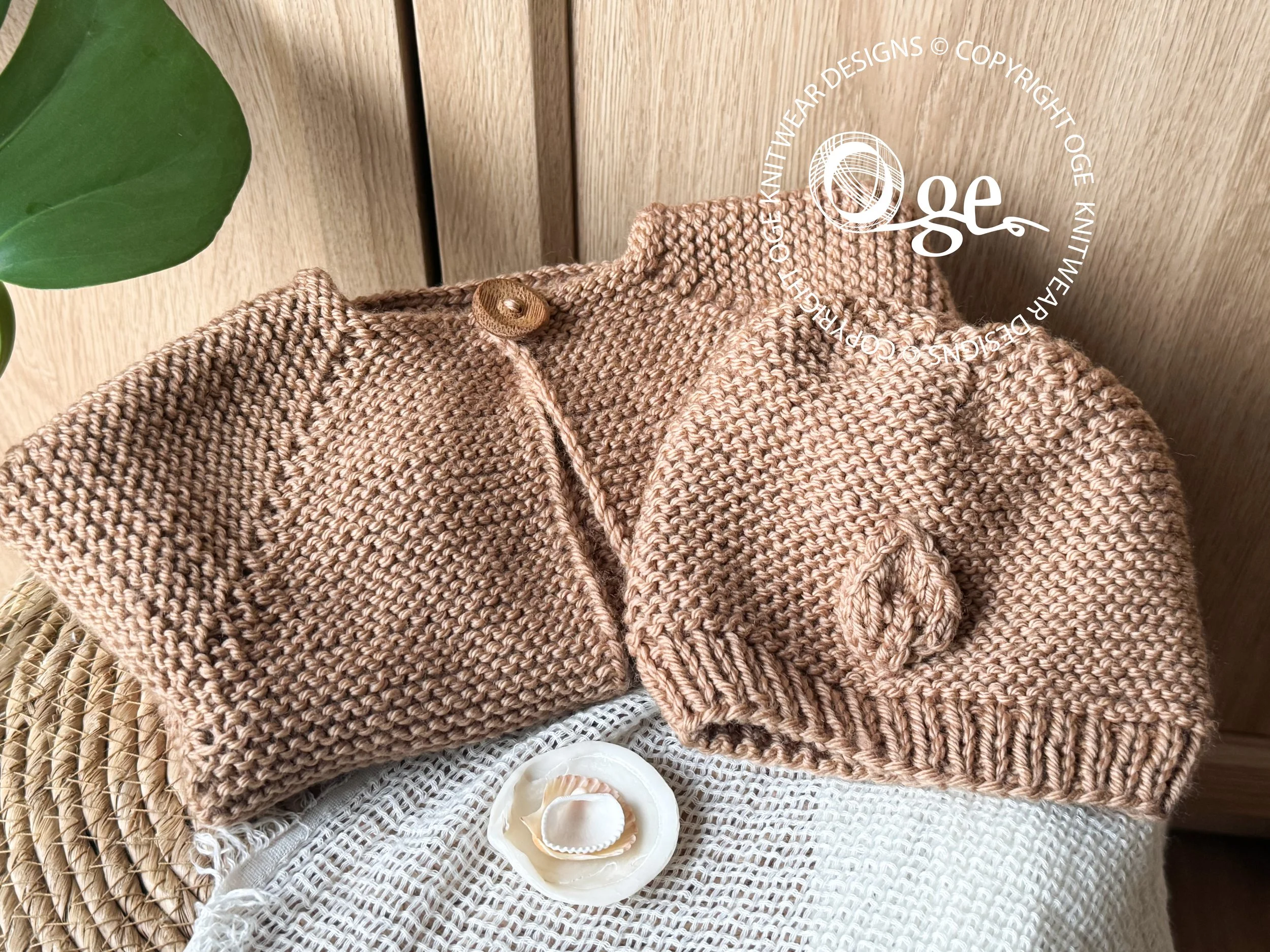 KNITTING PATTERN -Amber Fall Cardigan - P307