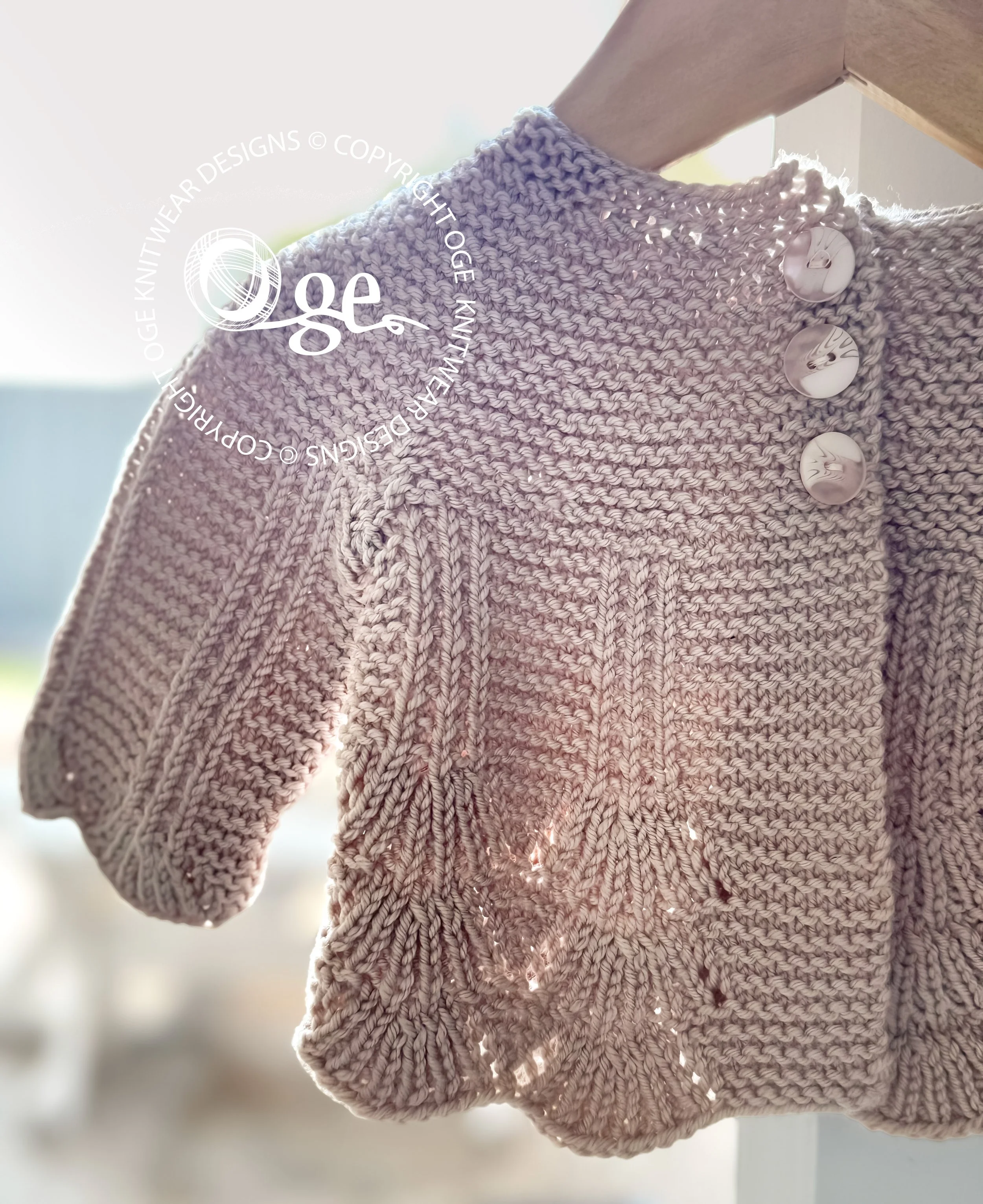 KNITTING PATTERN -- Shell border baby cardigan - P097