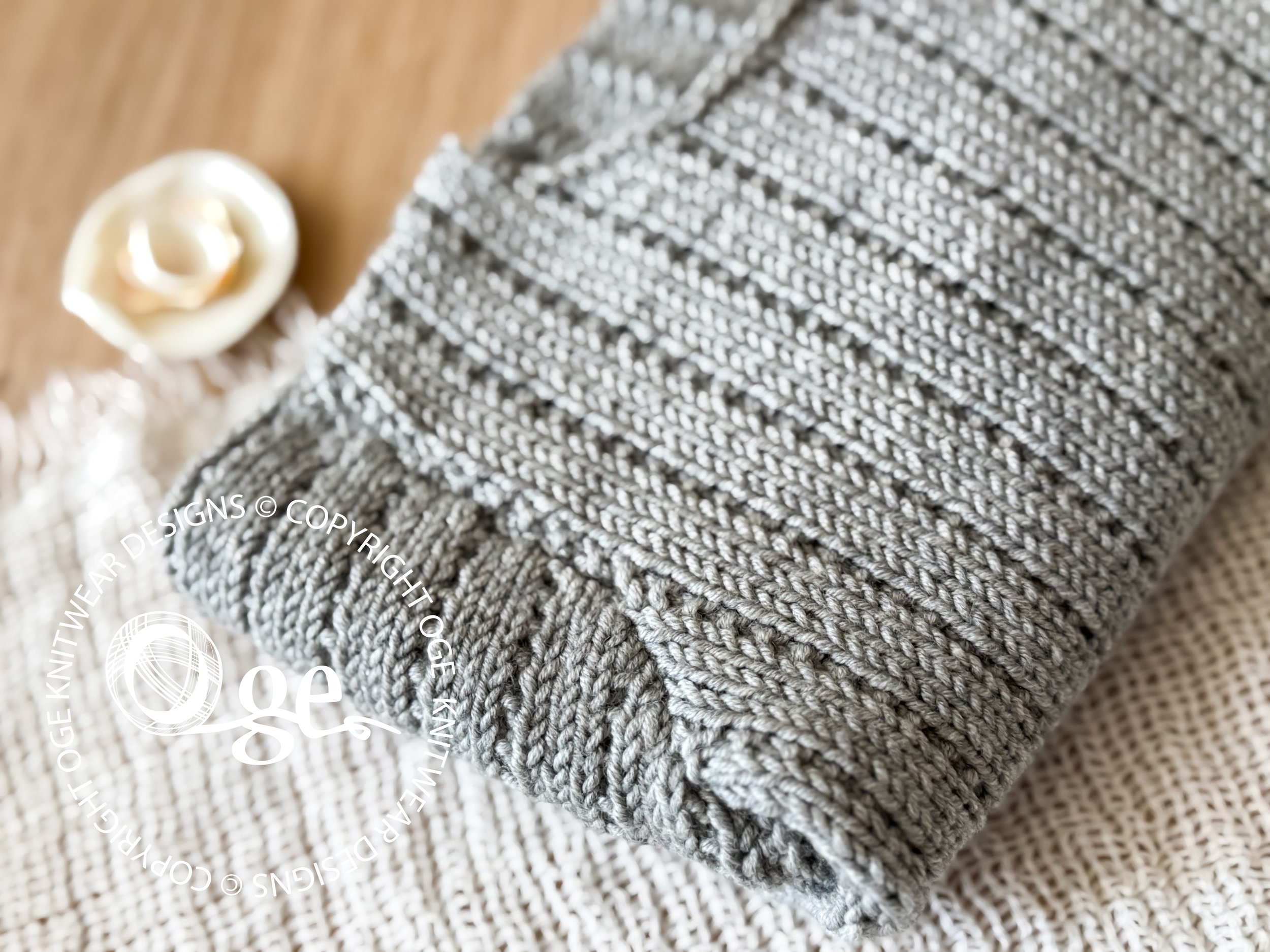 KNITTING PATTERN -- Shabby chick weekender - P049
