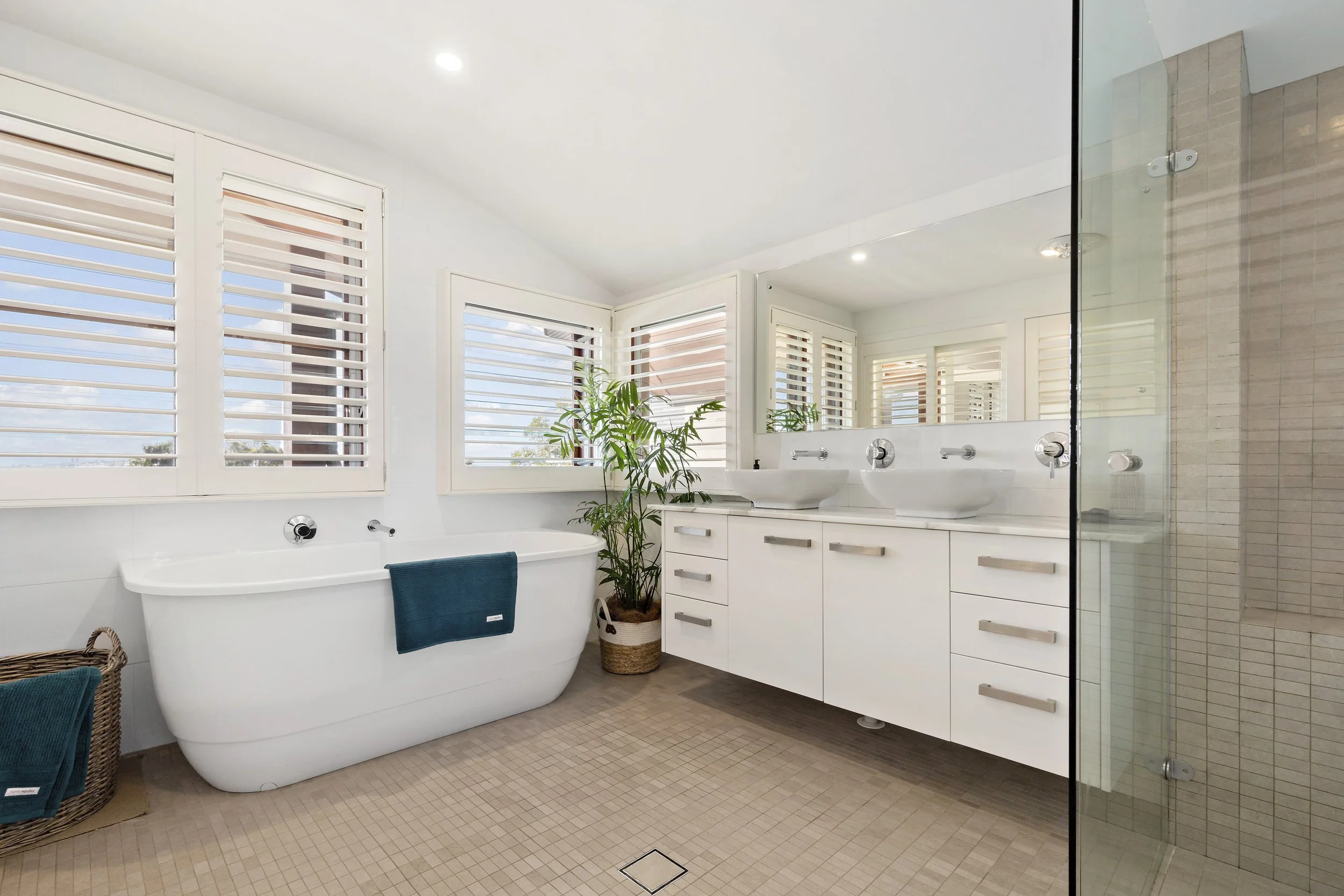 A bathroom inside 17 Curry Street. A luxurious three story residence designed and constructed by Arcbuild's in-house design team.