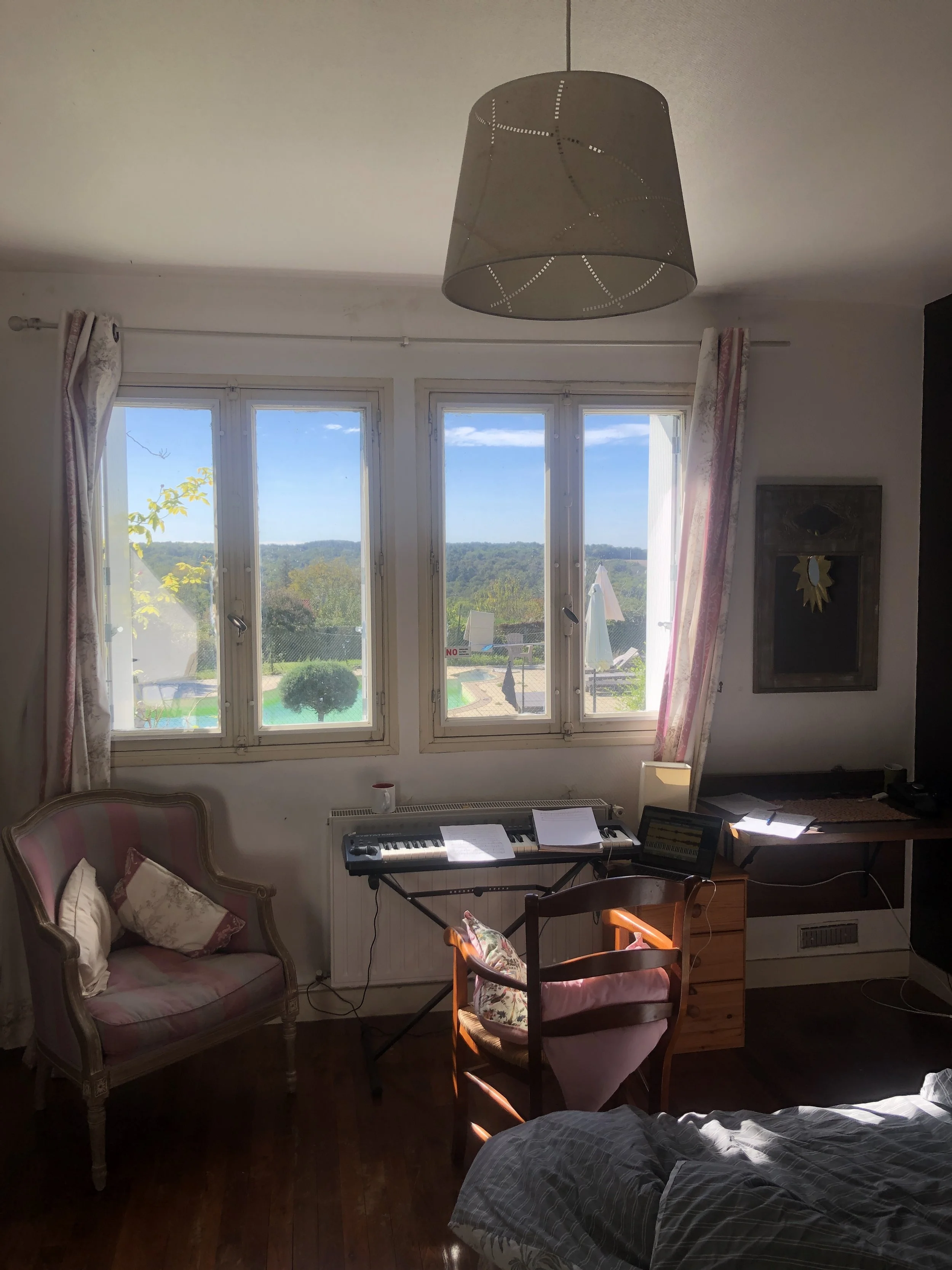 StudioFrance2.JPG