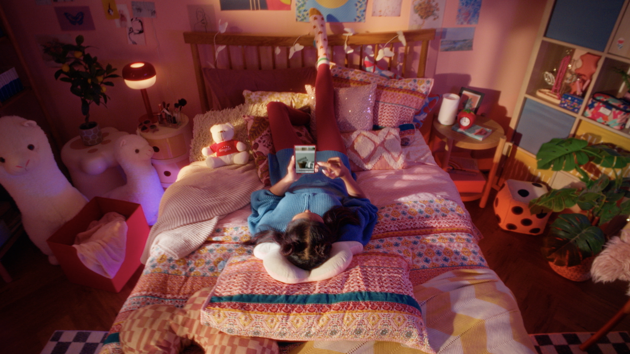 Singtel - Say hello to Broadband that’s built different, for you.