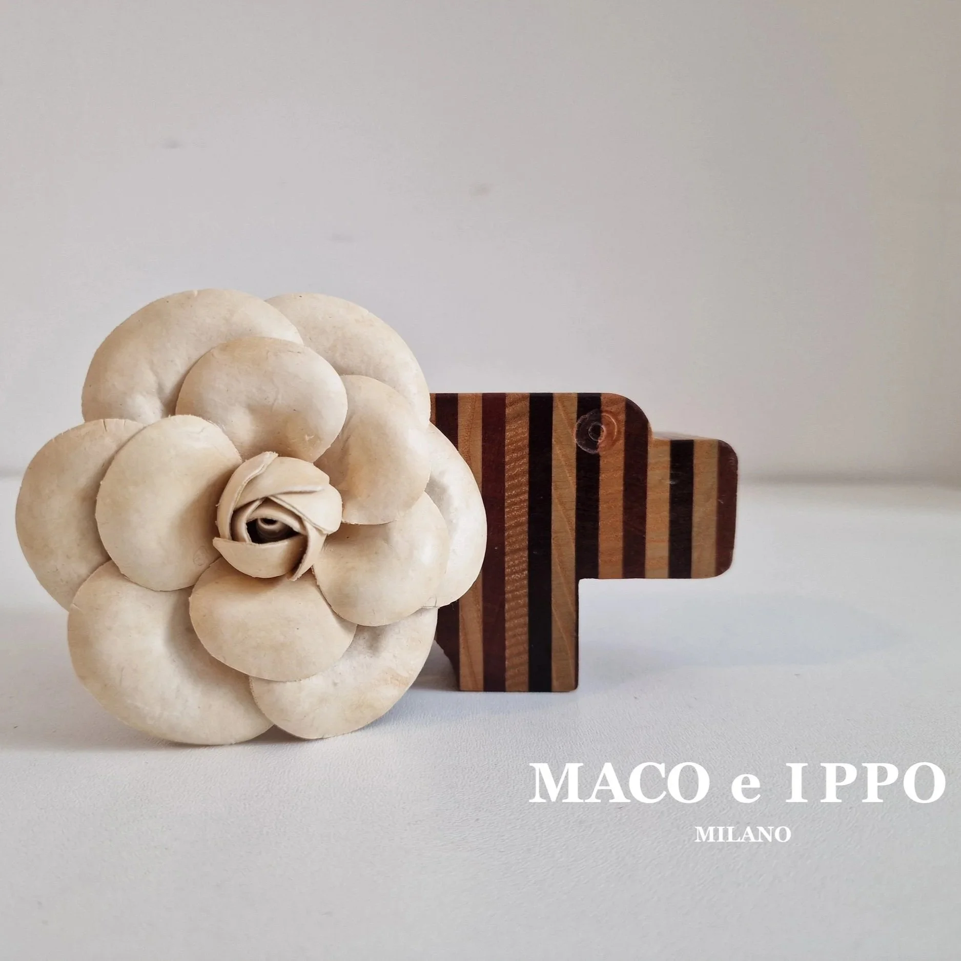 KINOLIのカメリア。1点もの。