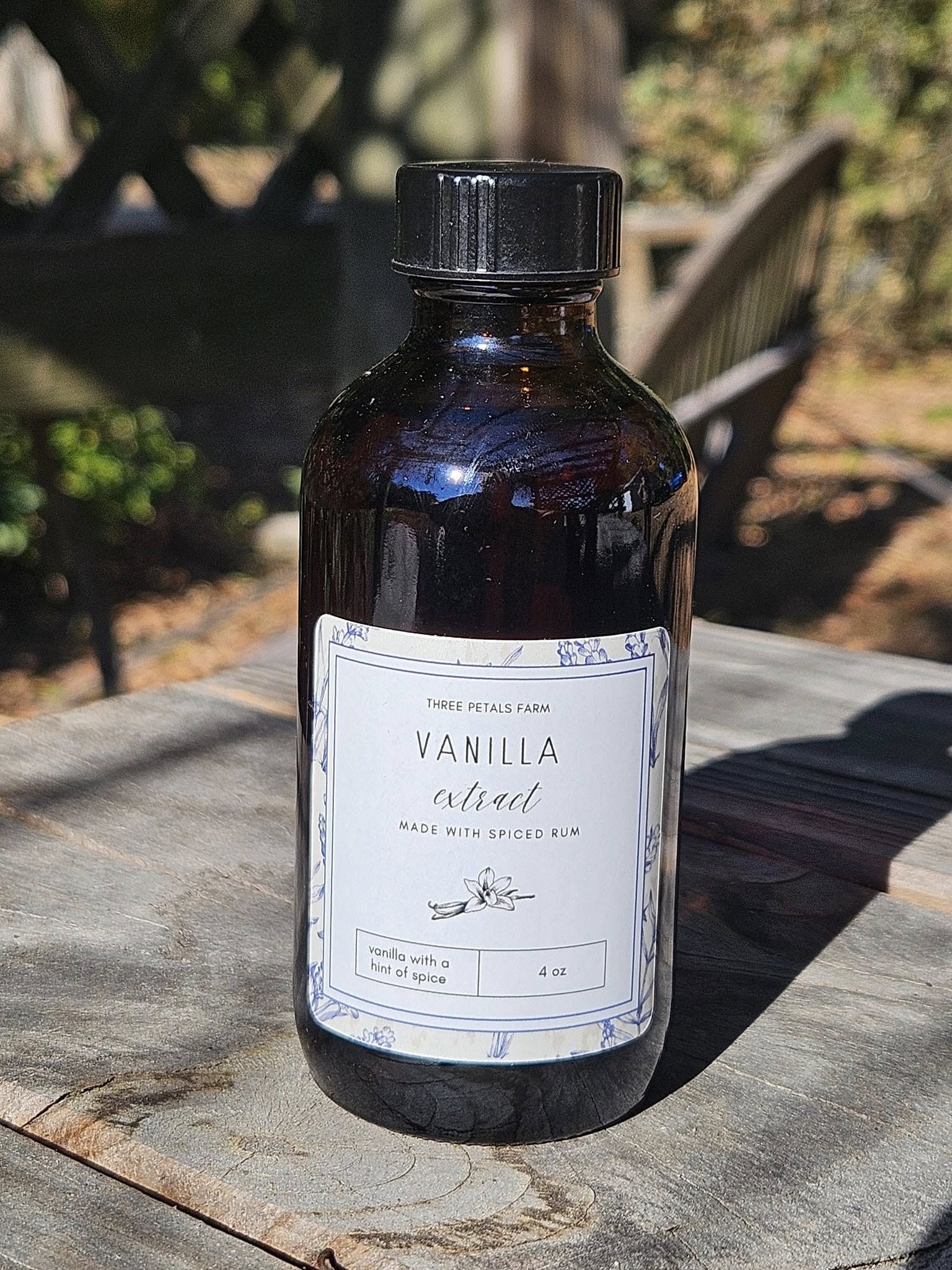 vanilla extract made with spiced rum