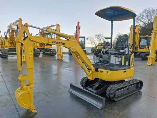 1.8ton KOMATSU EXCAVATOR WITH QUICK HITCH