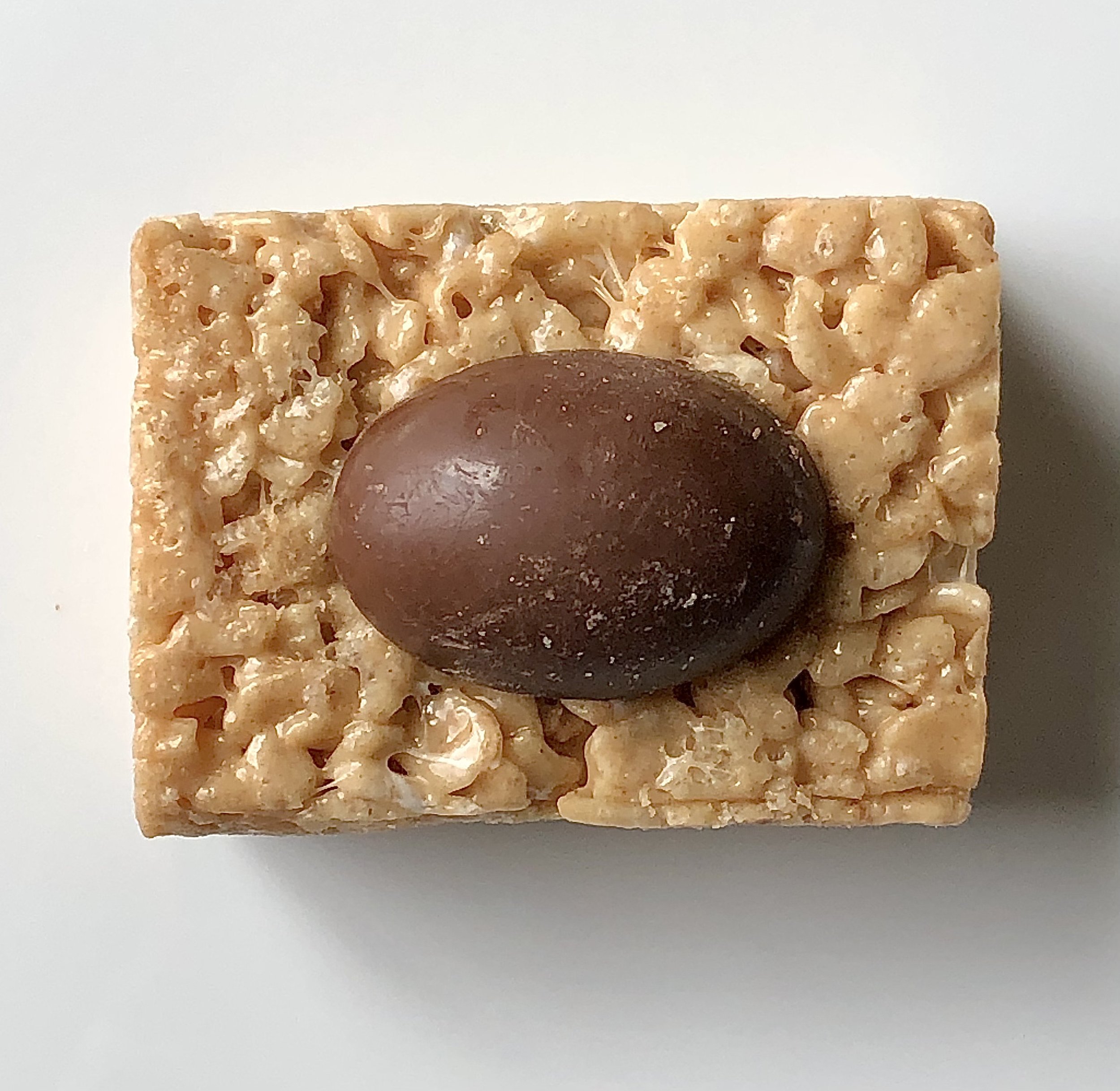 PEANUT BUTTER REESE'S® EGG RICE CRISPIE TREATS