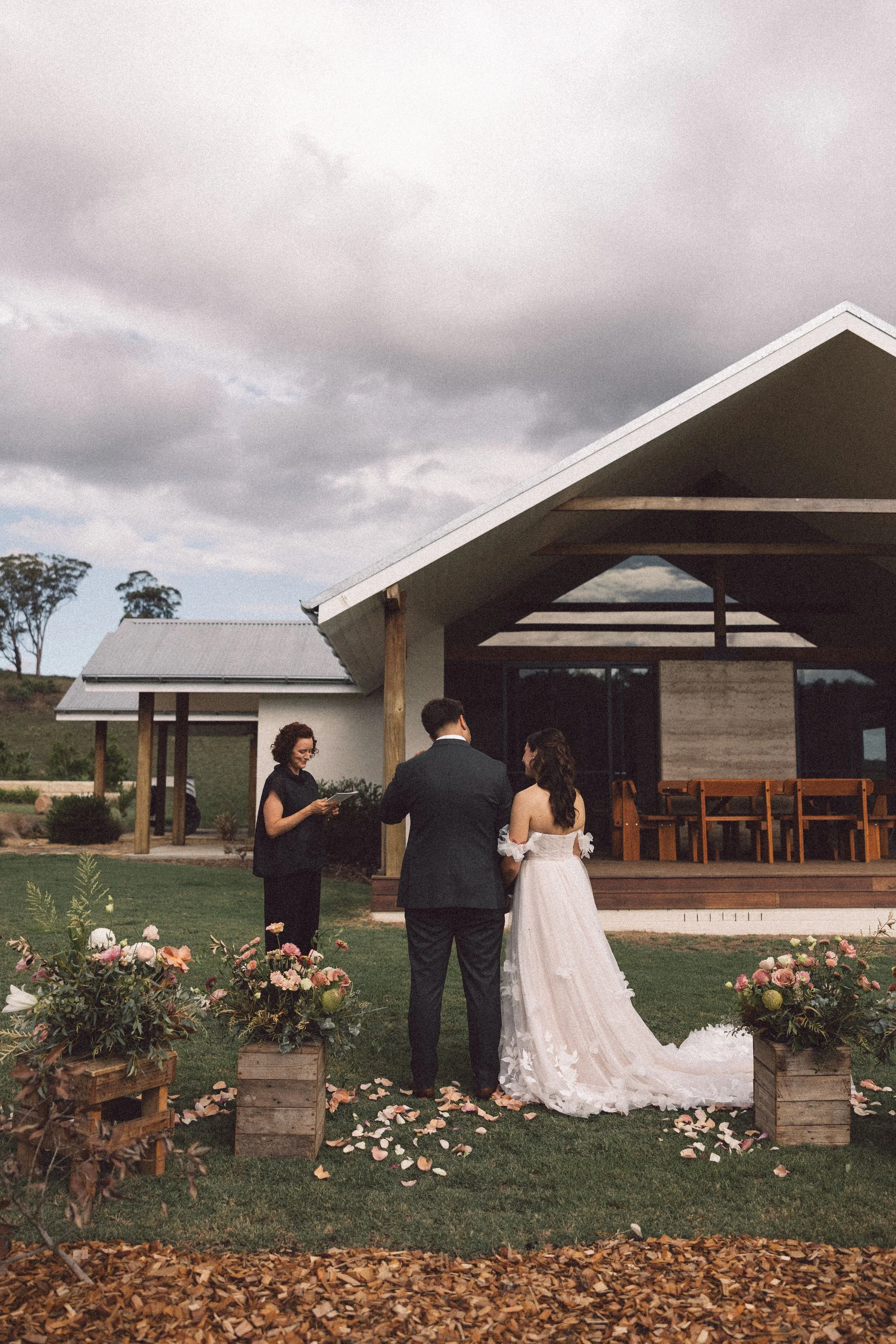 LeahZac-Elopement-WallaringaFarm-80.jpg