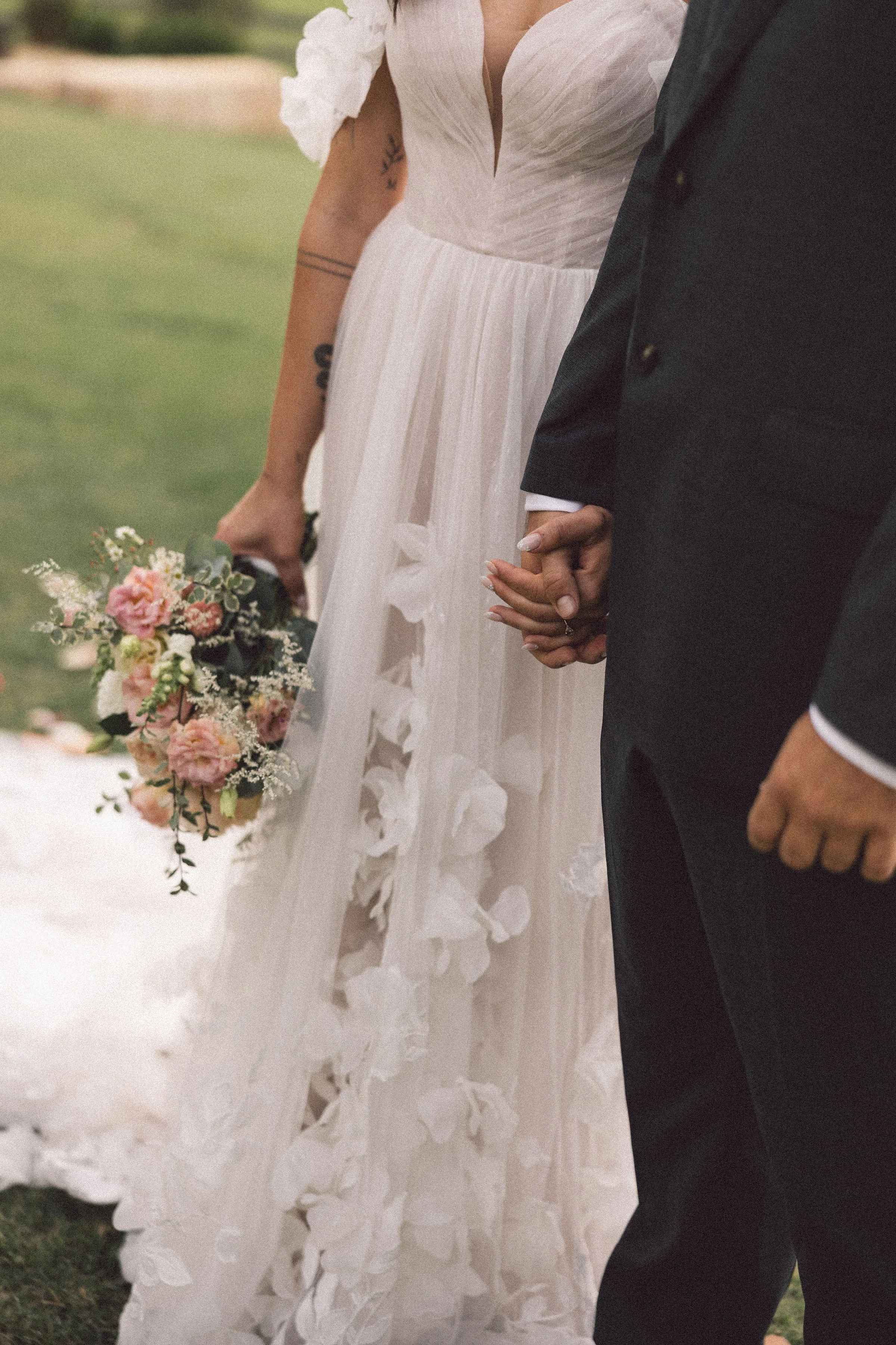 LeahZac-Elopement-WallaringaFarm-76.jpg