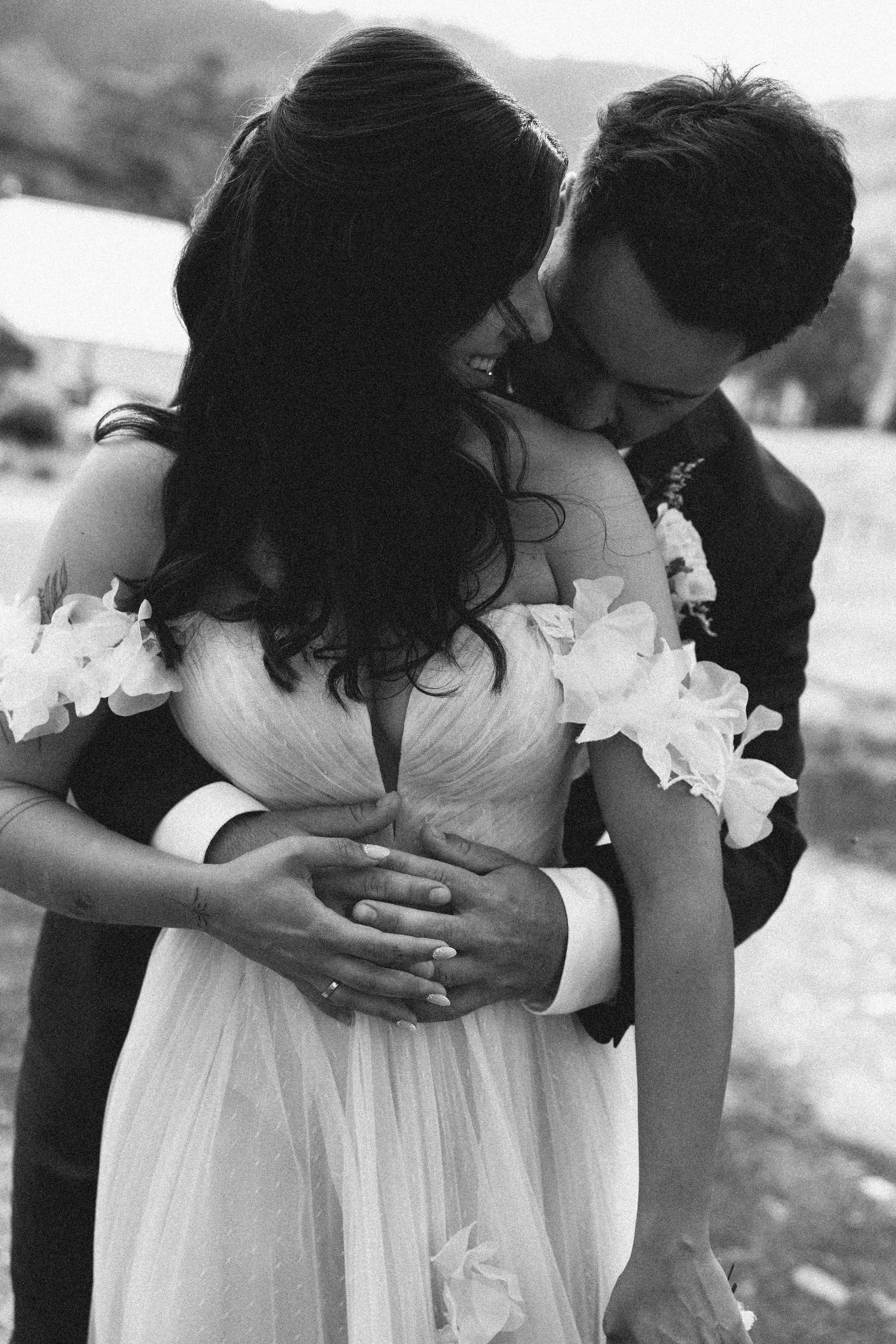 LeahZac-Elopement-WallaringaFarm-172.jpg