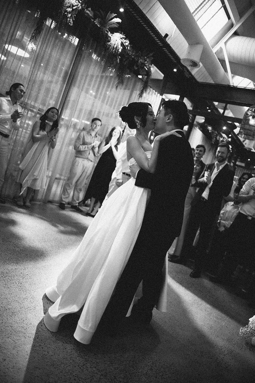 Ellie+Henry-PaperMillSydney-362.jpg
