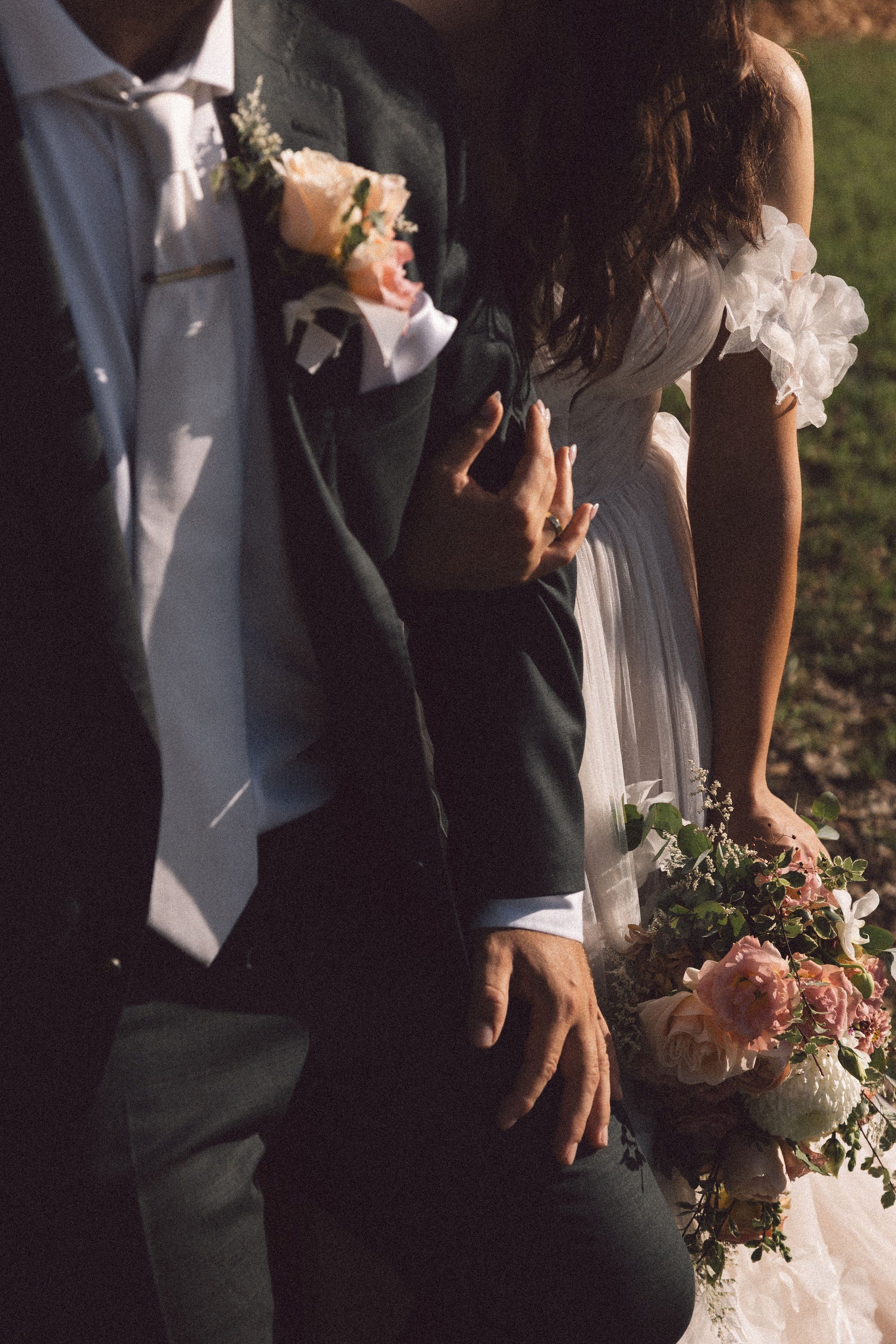 LeahZac-Elopement-WallaringaFarm-196.jpg