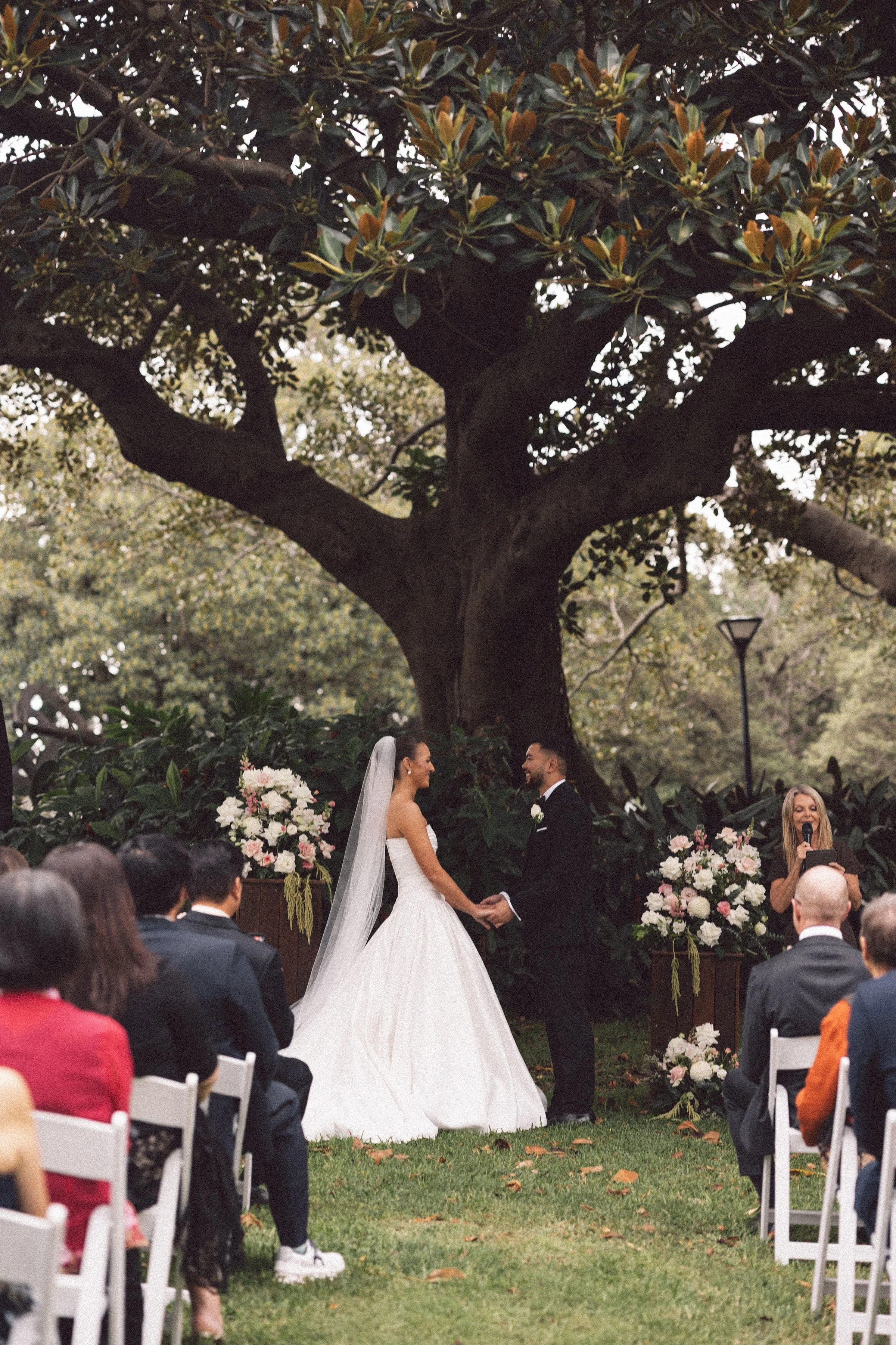 Amy+Aaron-TerraceontheDomain-Ceromony-45.jpg