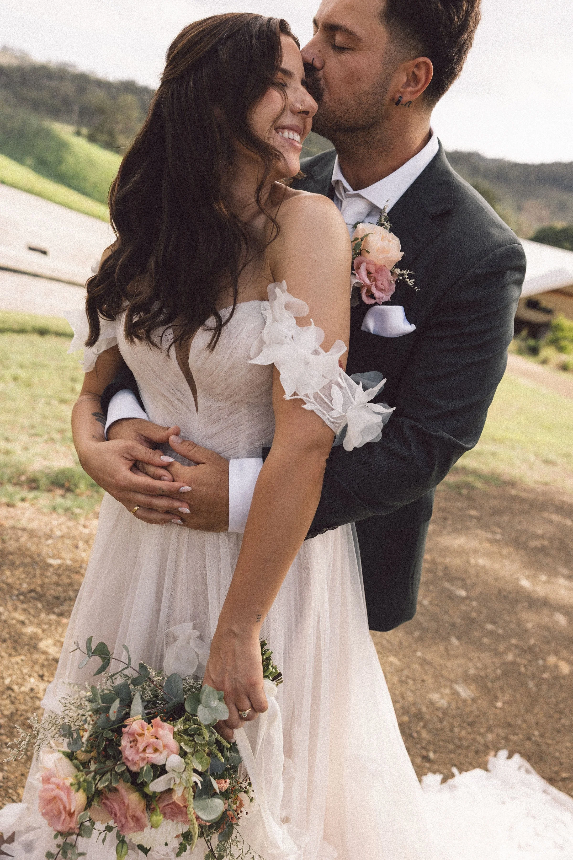LeahZac-Elopement-WallaringaFarm-174.jpg