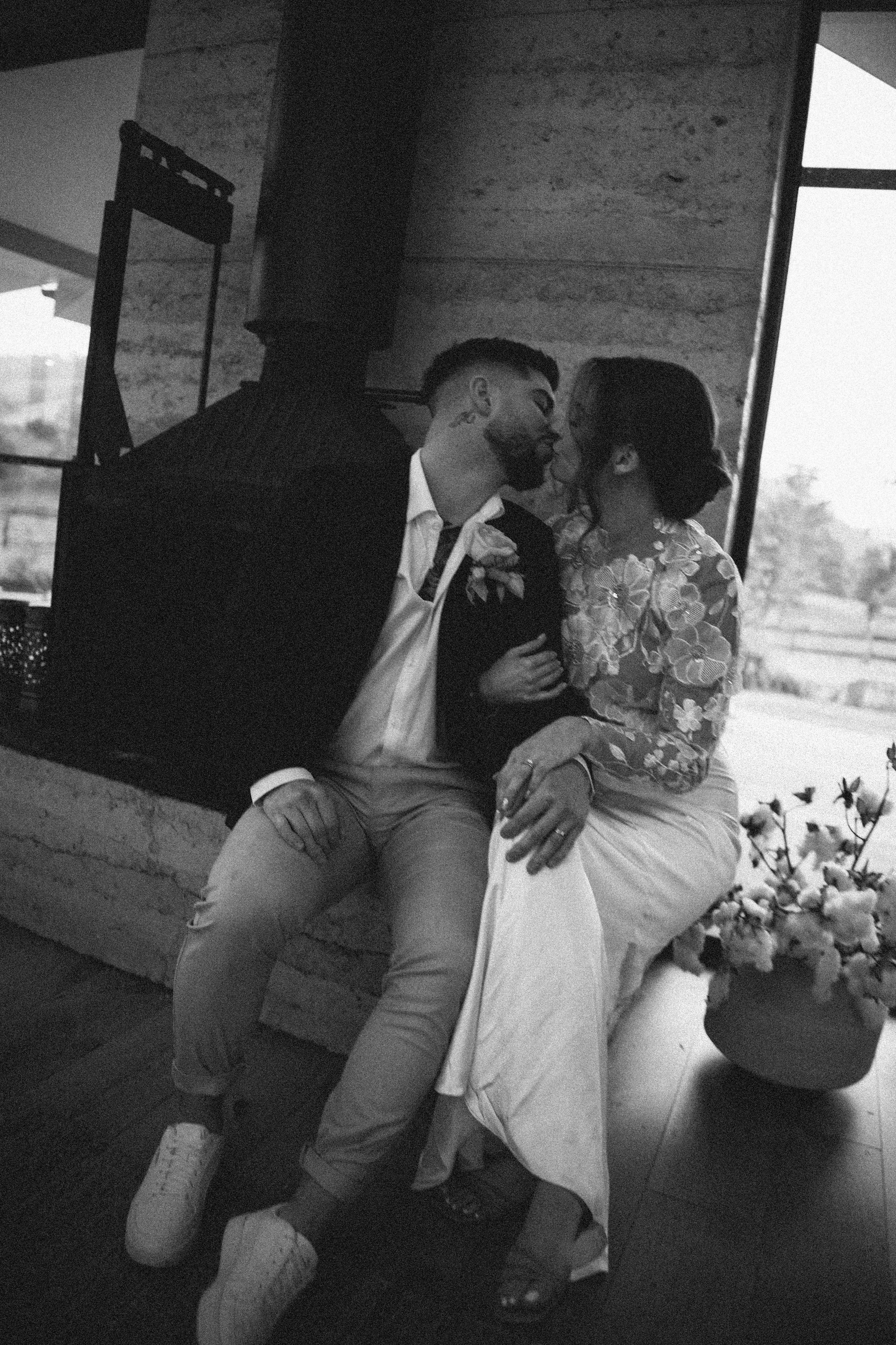 AlanaPerry-WeddingWallaringaFarm-255.jpg