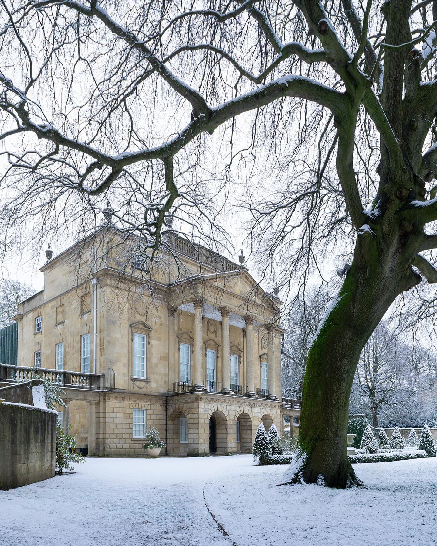 Bath&rsquo;s beauty increases under a layer of crisp white snow and with a hint of something in the forecast next week we could see scenes like this again soon. 

The Holburne Museum is a magical destination when the flakes start falling, a carpet of