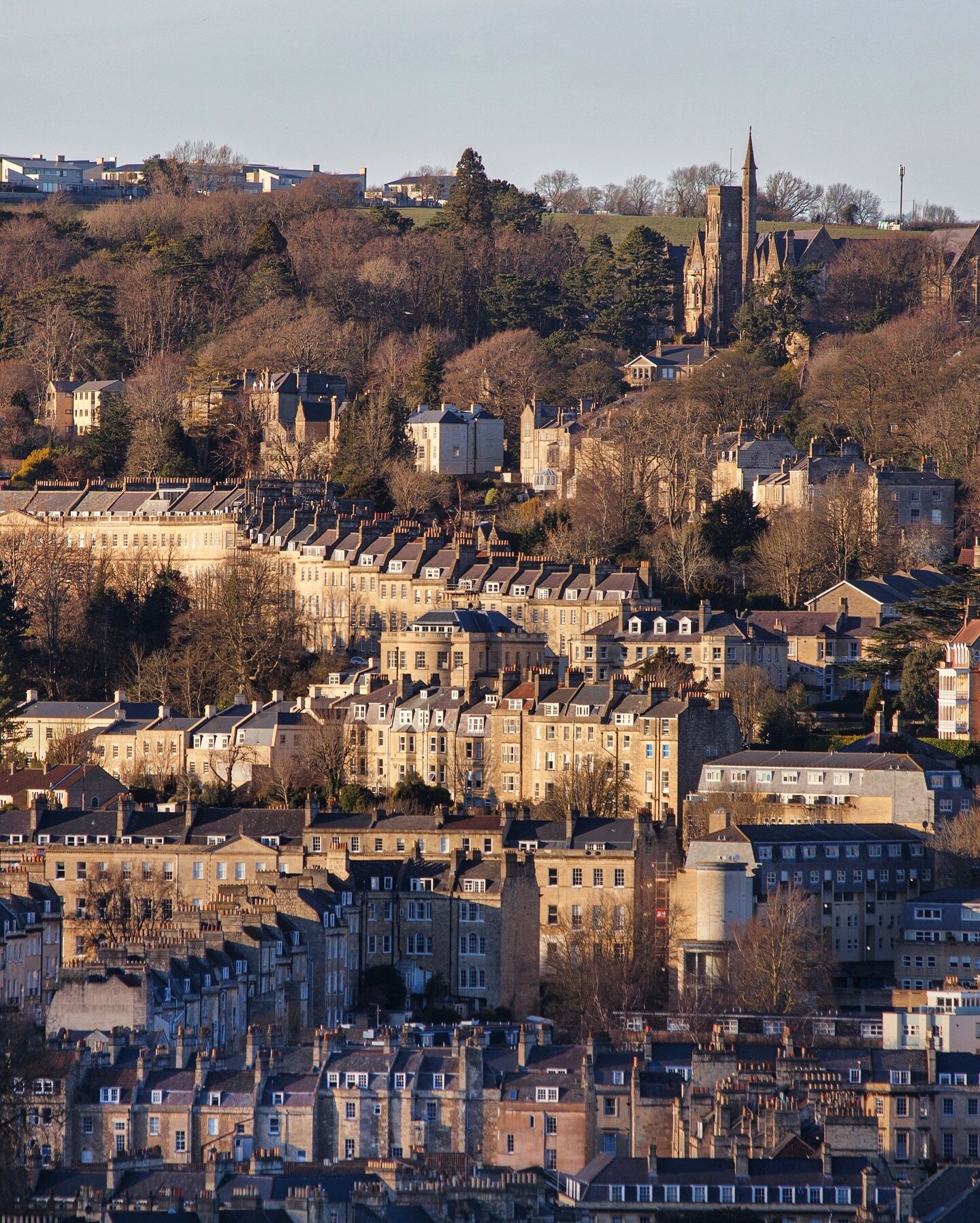 Welcome to Bath where every view is as beautiful as the next 😍

As we head into spring scenes like this will soon be peppered with green foliage from trees and shrubs, gardens will be blooming and blossom aplenty. So during the last (soggy) days of 