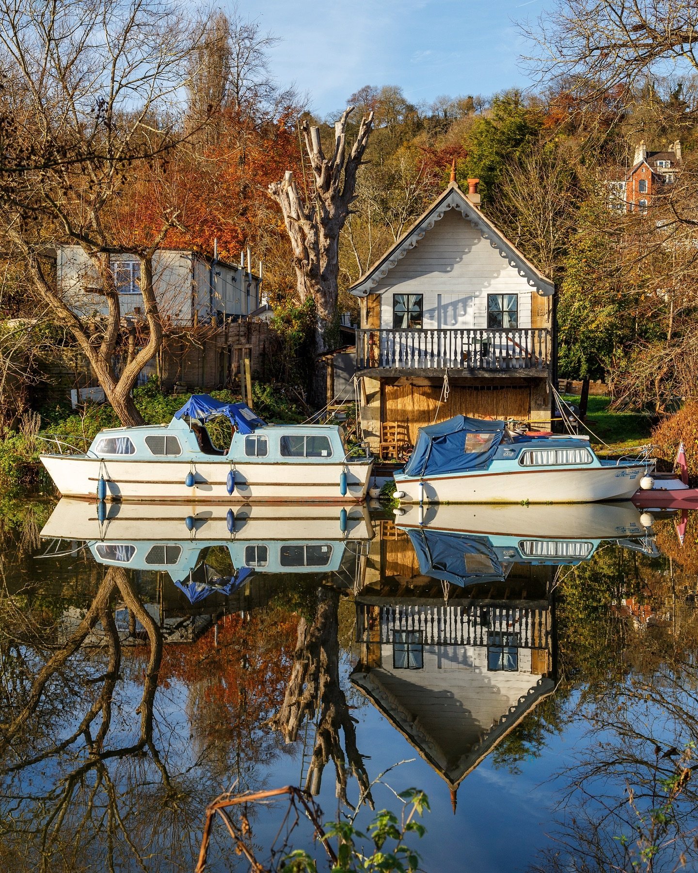 Are you in a reflective mood?

Follow along the banks of the River Avon to discover some of Bath&rsquo;s hidden delights located a short trek from the city. 
Quirkier and unique, some of these places are surprisingly beautiful compared with the vastn