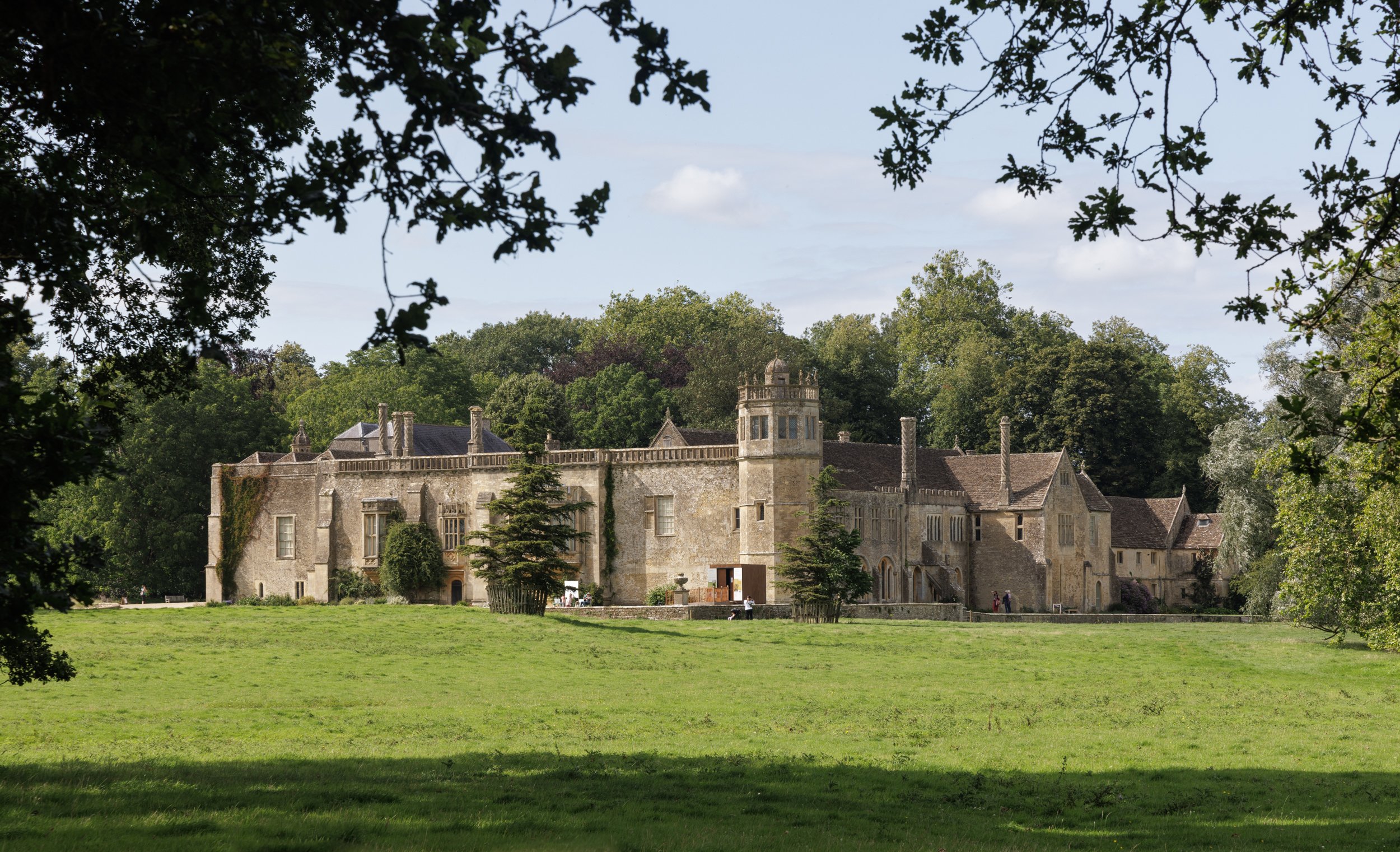 Lacock Abbey, Gardens & Village - National Trust