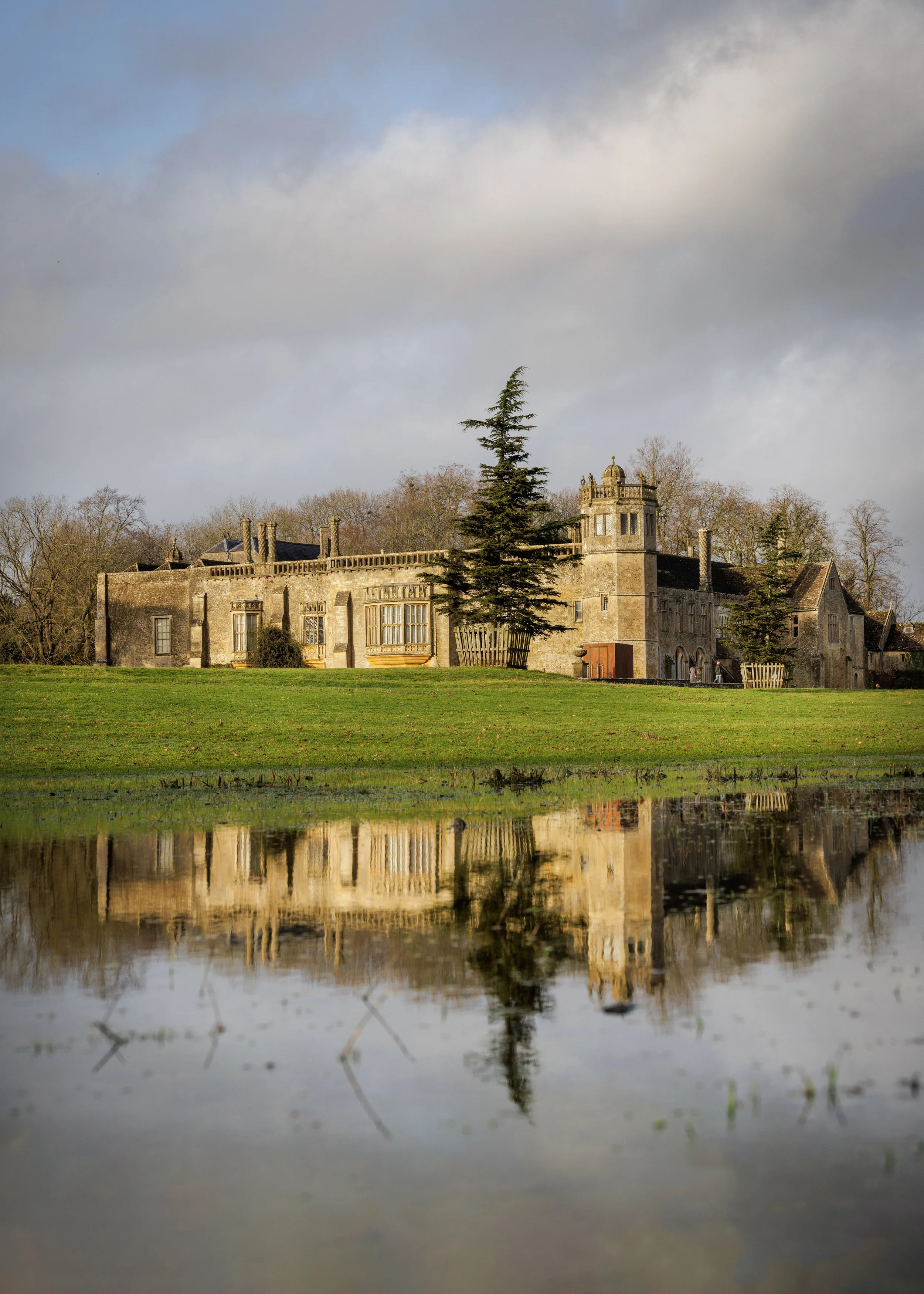 Lacock Abbey, Gardens & Village - National Trust