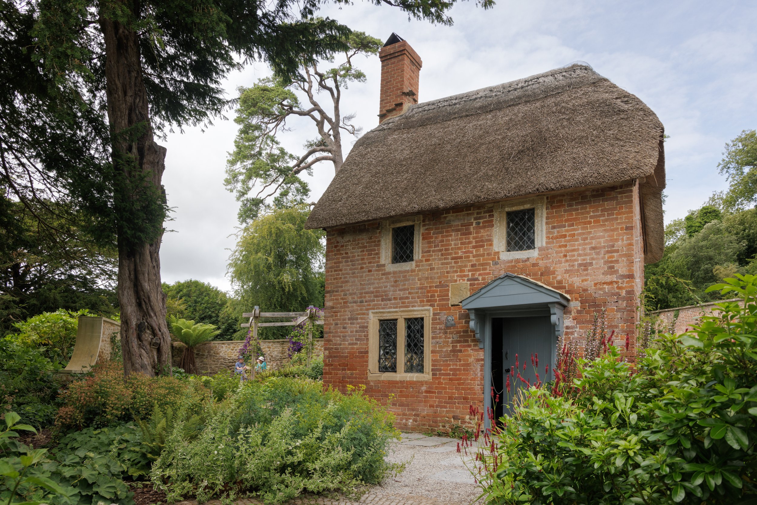 Cottage Garden - The Newt - Somerset - July 2023 - Casper Farrell (3).jpg