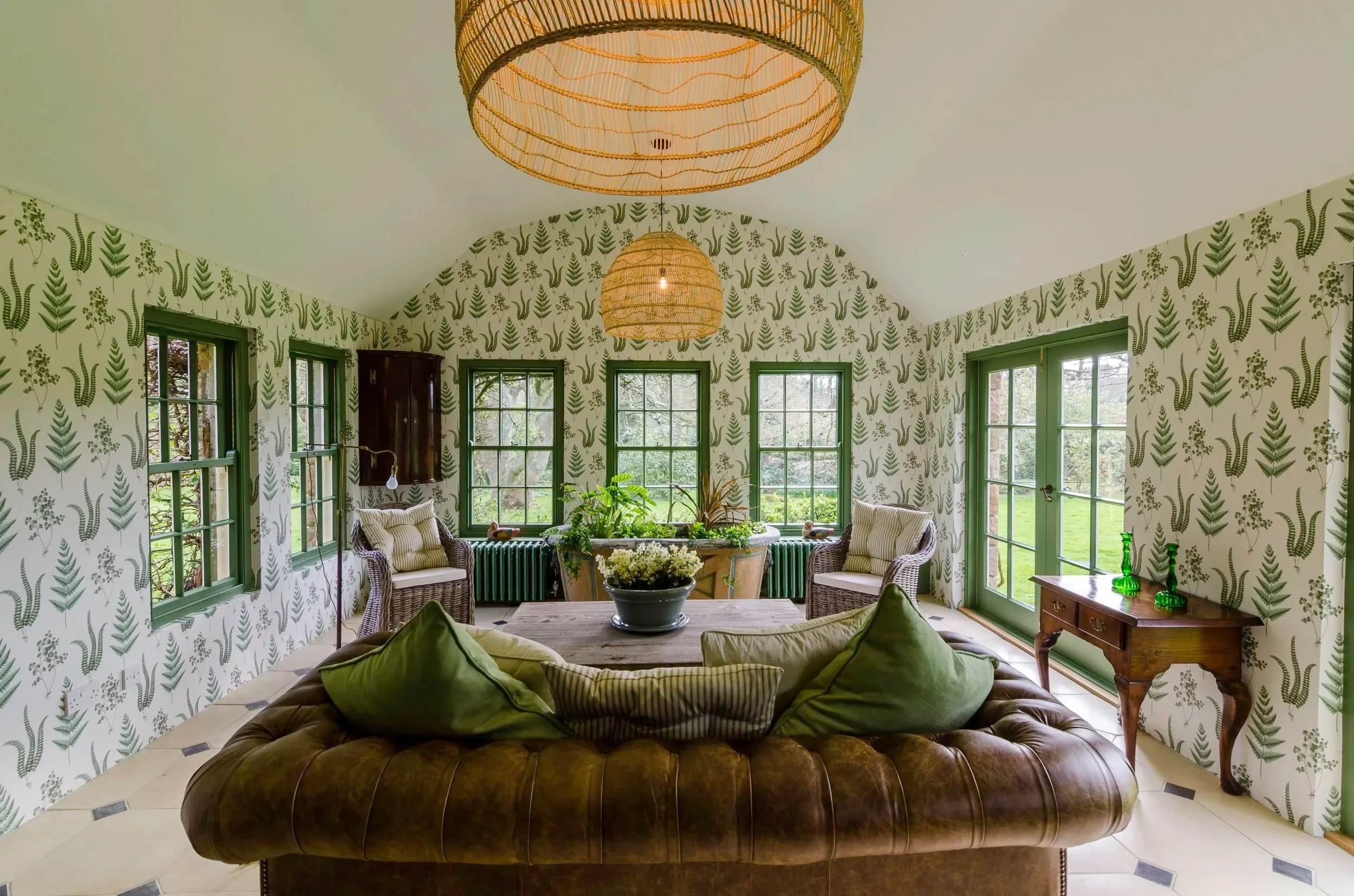 jersey-granite-farmhouse-orangery-interior-design-bryony-richardson