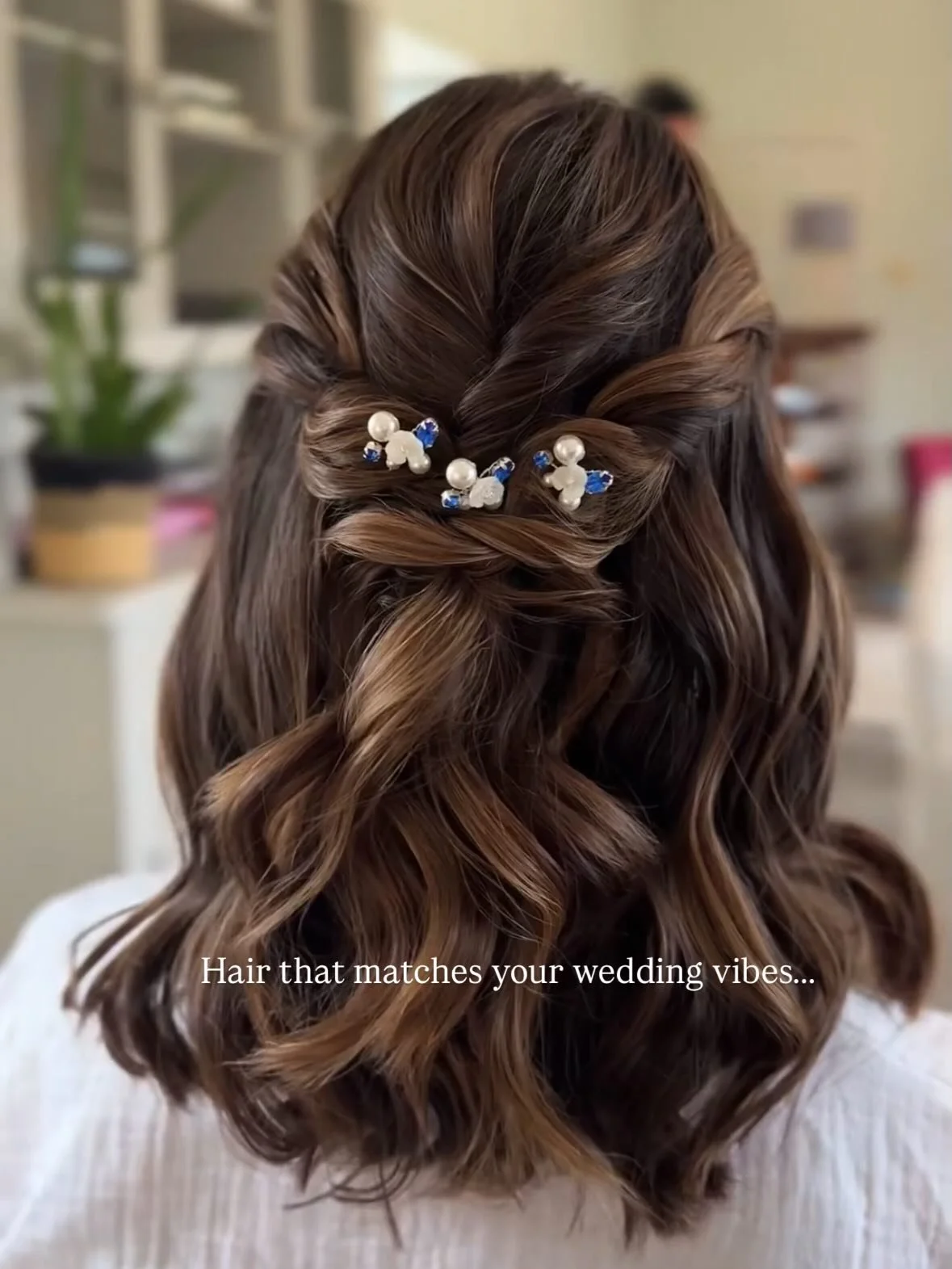 Gael exchanged vows at the breathtaking @ballintaggart in the Perthshire countryside. To complement her relaxed, intimate wedding, we opted for a romantic half up hairstyle. 
Hit save for your hair inspiration!
#bridalhairstyle #scottishbridalhair