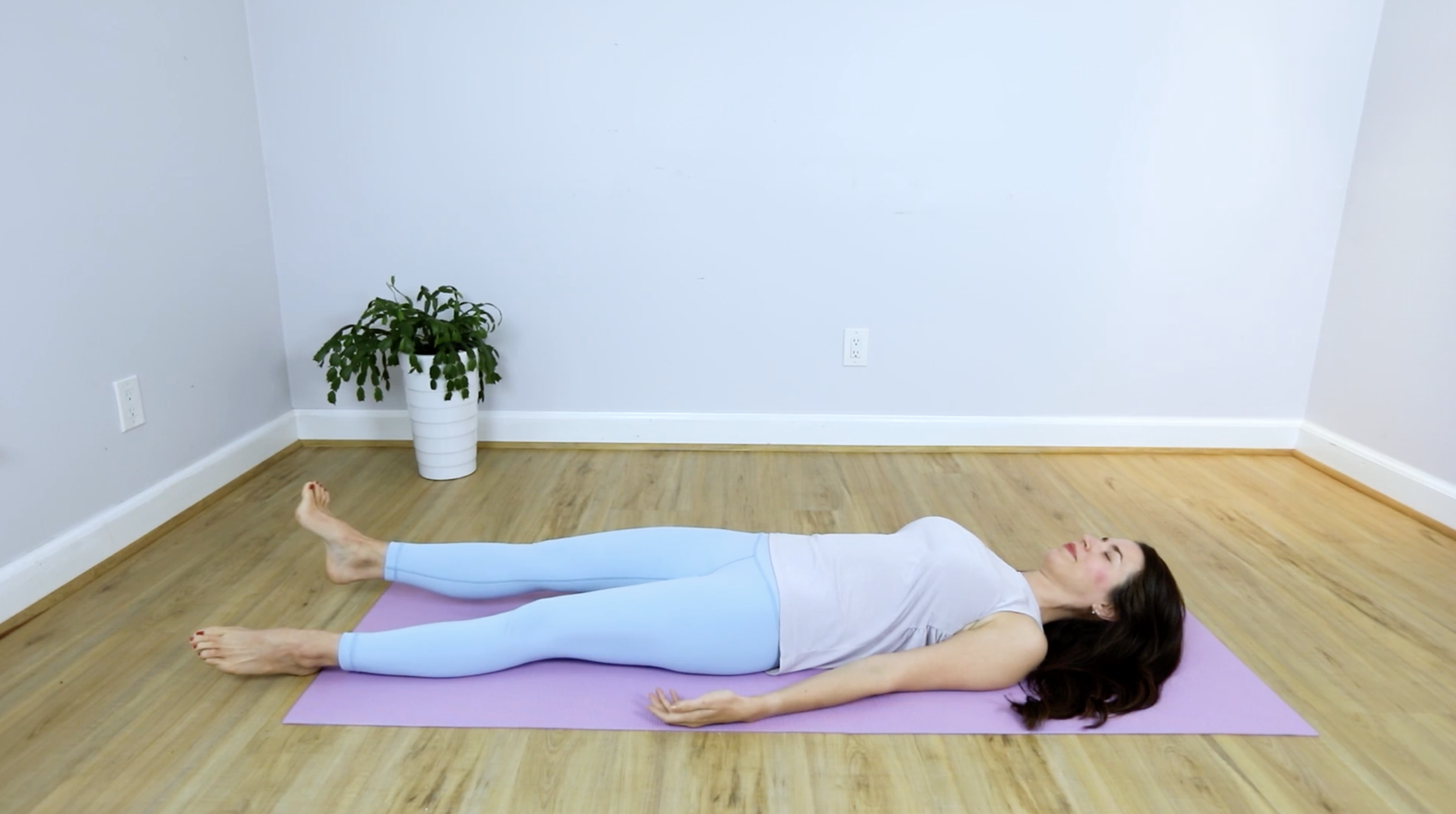 4a INHALE lengthen leg