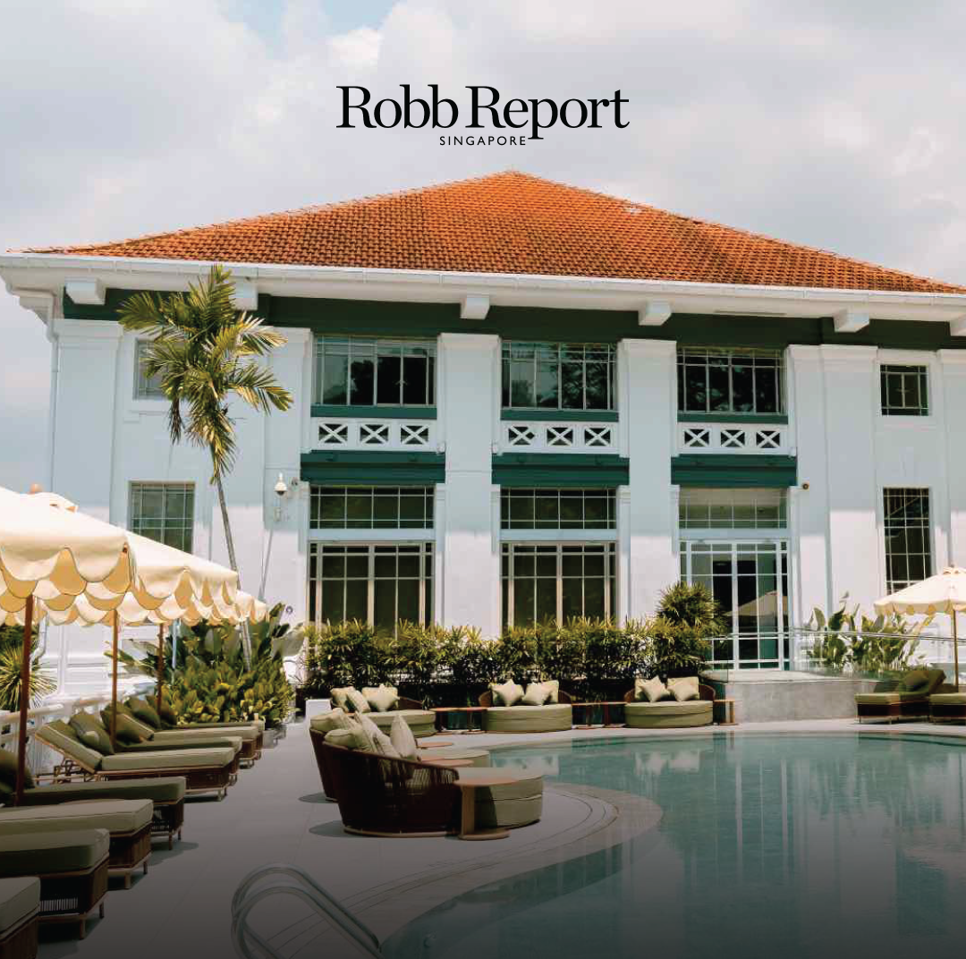 METT Singapore Pool and Sunlounger Area