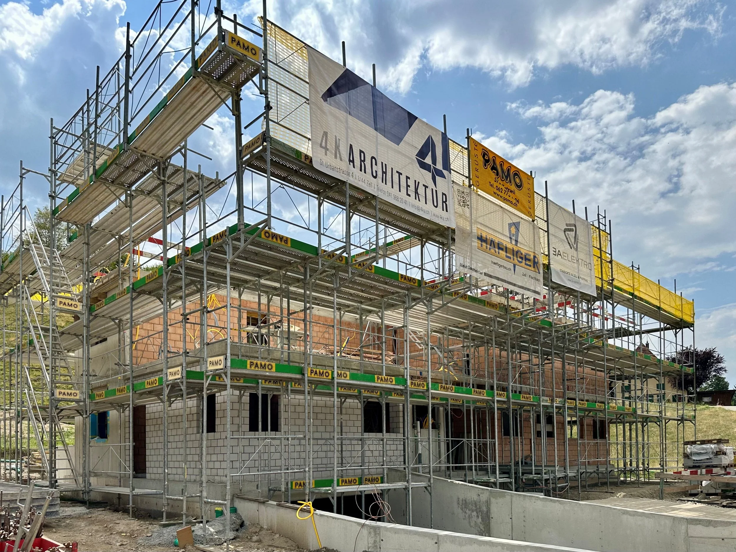 Neubau l 2-FH, Zell