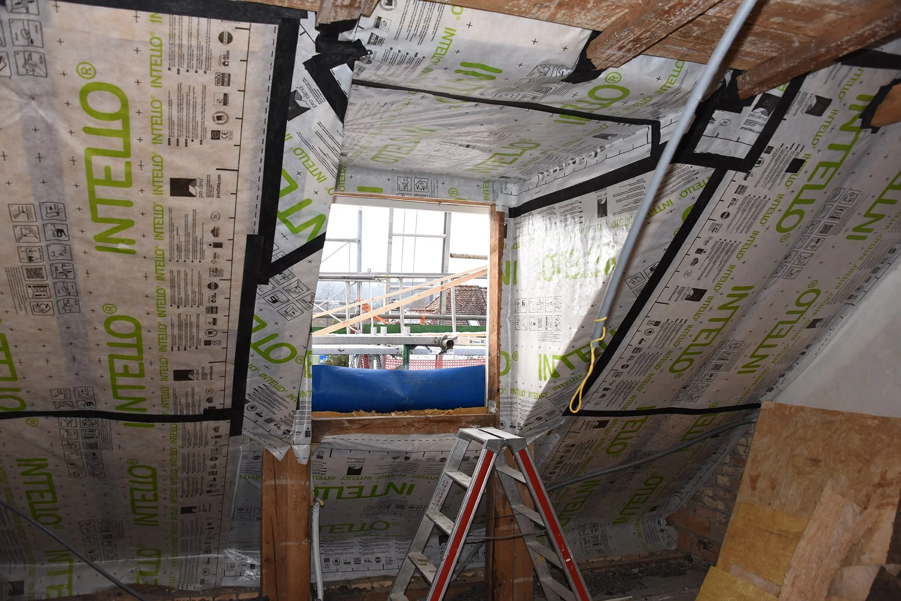 24_Wohnhaus Kurmann Bern_Lukarne verkleidet.JPG