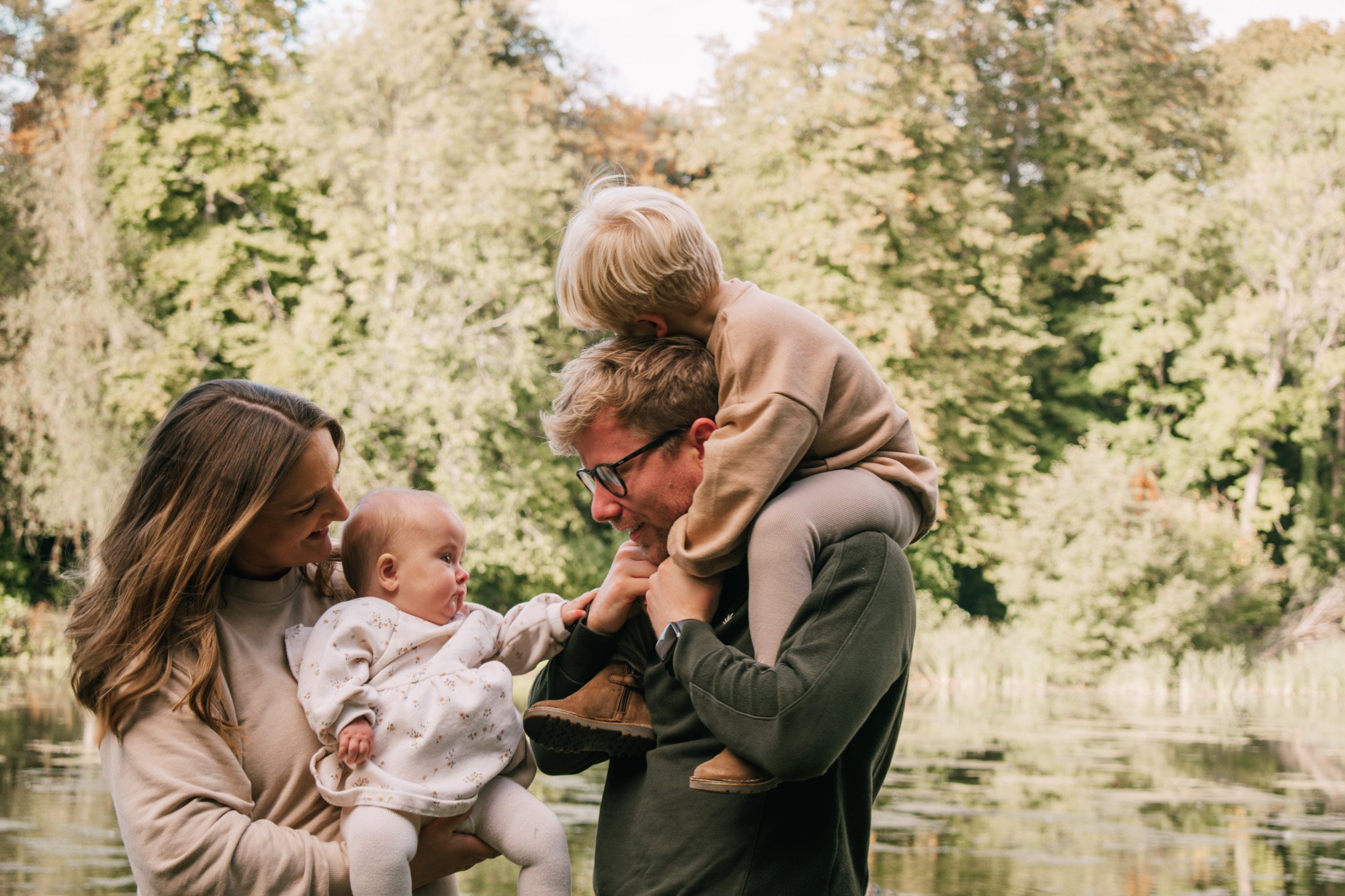 Stratfordfamily_oct22-6.jpg