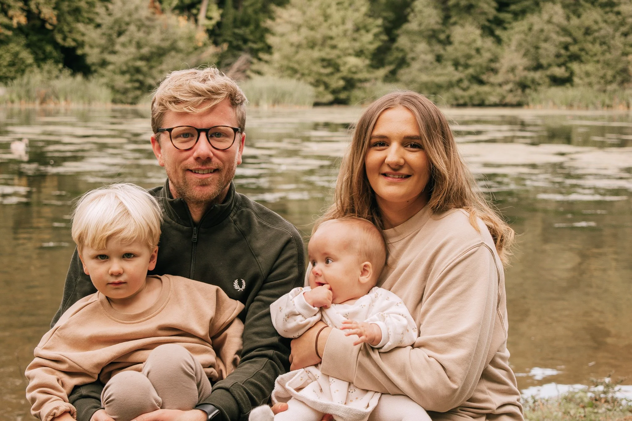 Stratfordfamily_oct22-22.jpg