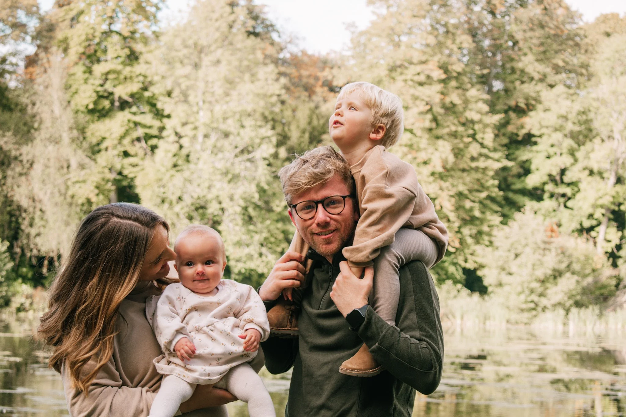 Stratfordfamily_oct22-4.jpg