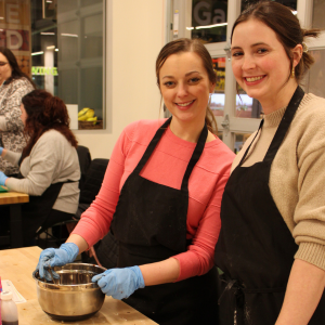 Kitchen Lab cooking Class Women 300 x 300.png