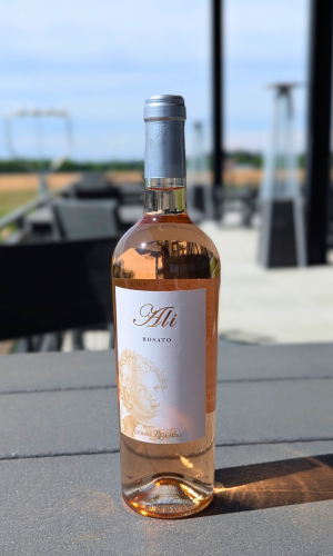 Rose Wine June 2026 Donna Laura.png