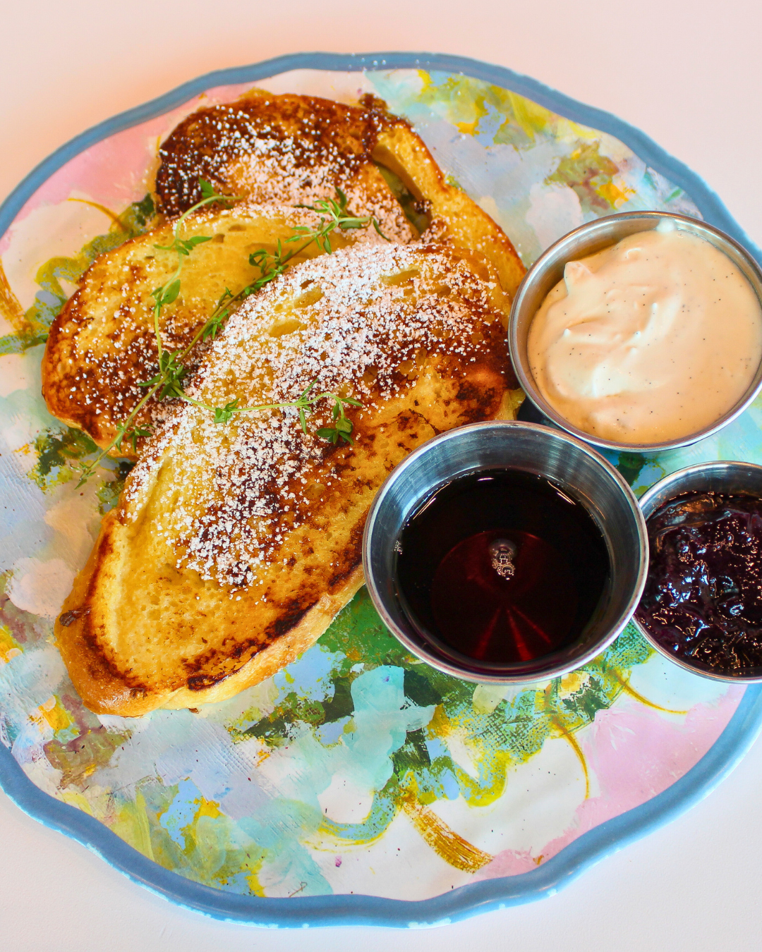 French Toast Colorful Plate Cafe.png