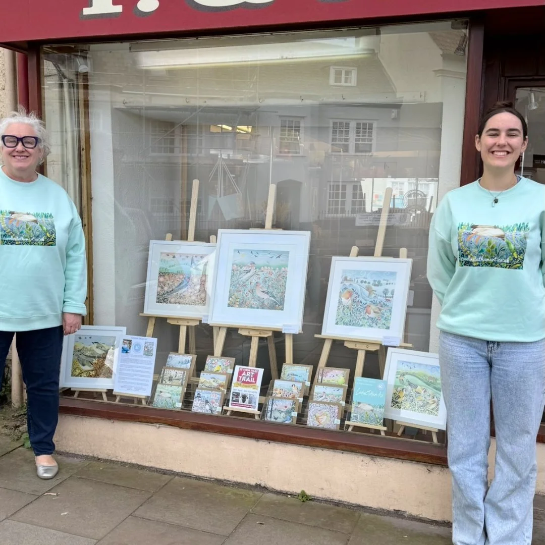 A big thank you to the wonderful @tandjowenflorist team for allowing us to showcase our art in their lovely shop window for the exciting upcoming @severnvalearttrail! We highly recommend @tandjowenflorist for beautiful floral arrangements and friendl