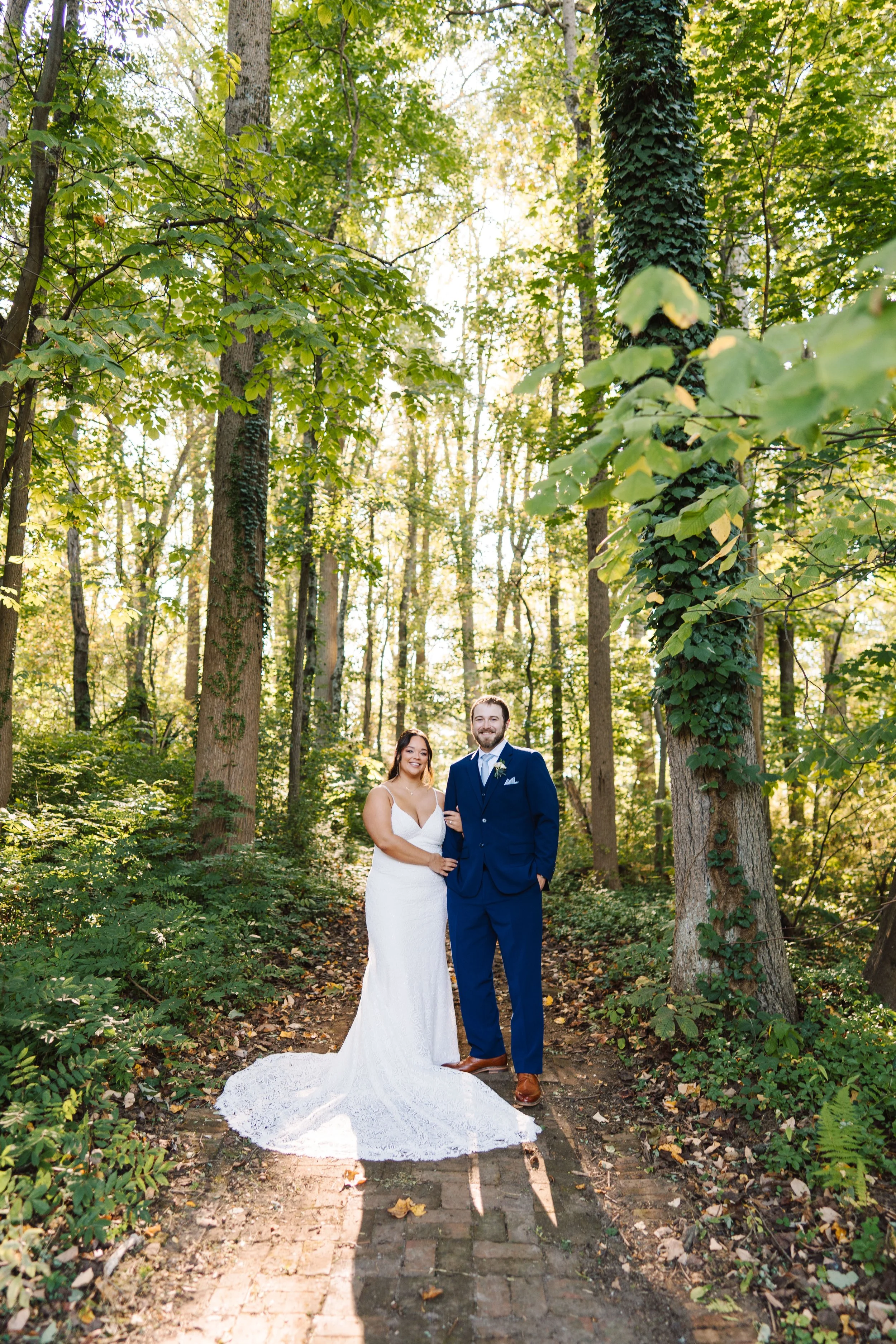 The-Willows-Villanova-Wedding-Bride-and-Groom-Forest-Peaberry-Photography