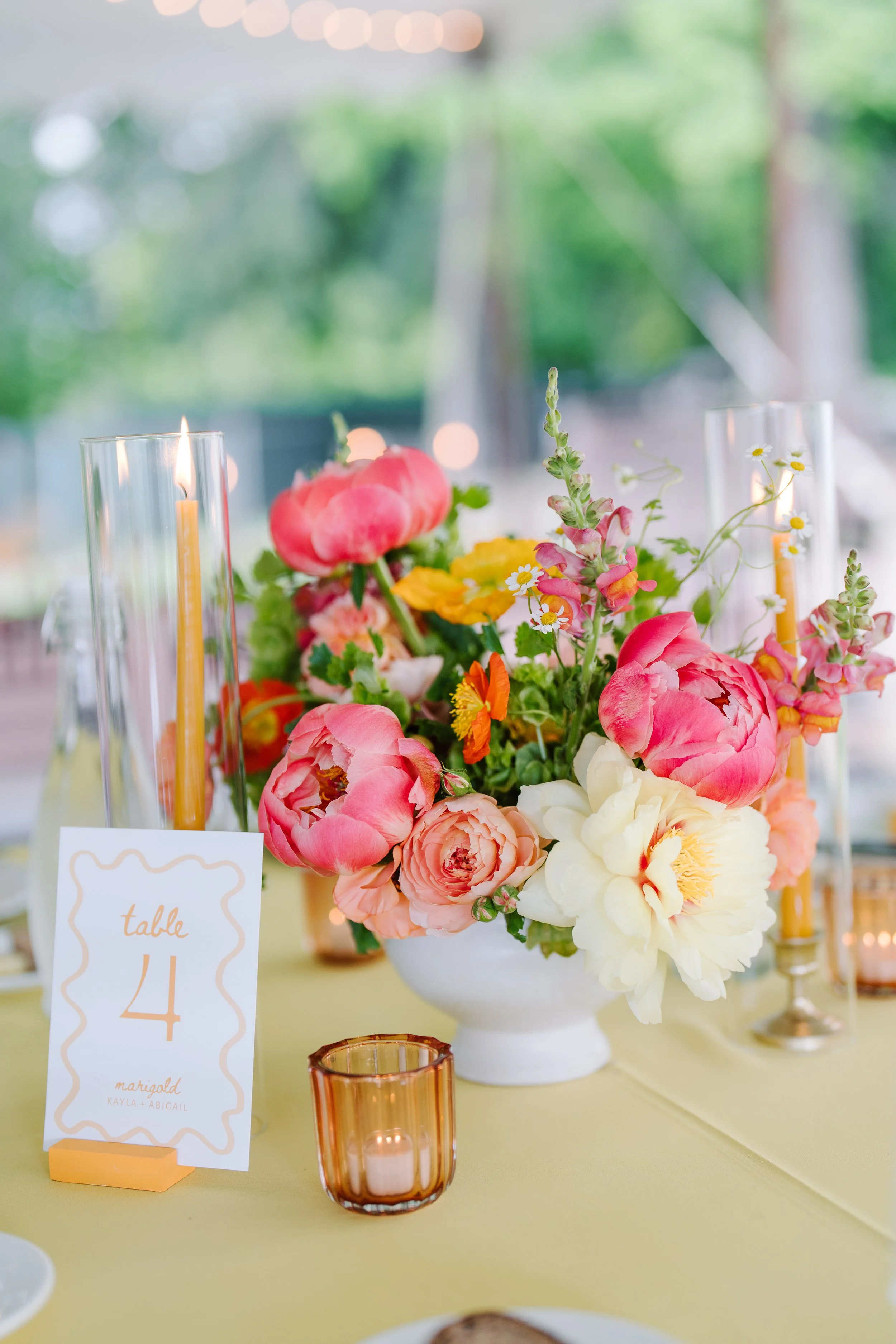 The-Willows-Villanova-Wedding-Reception-Flowers-Peaberry-Photography