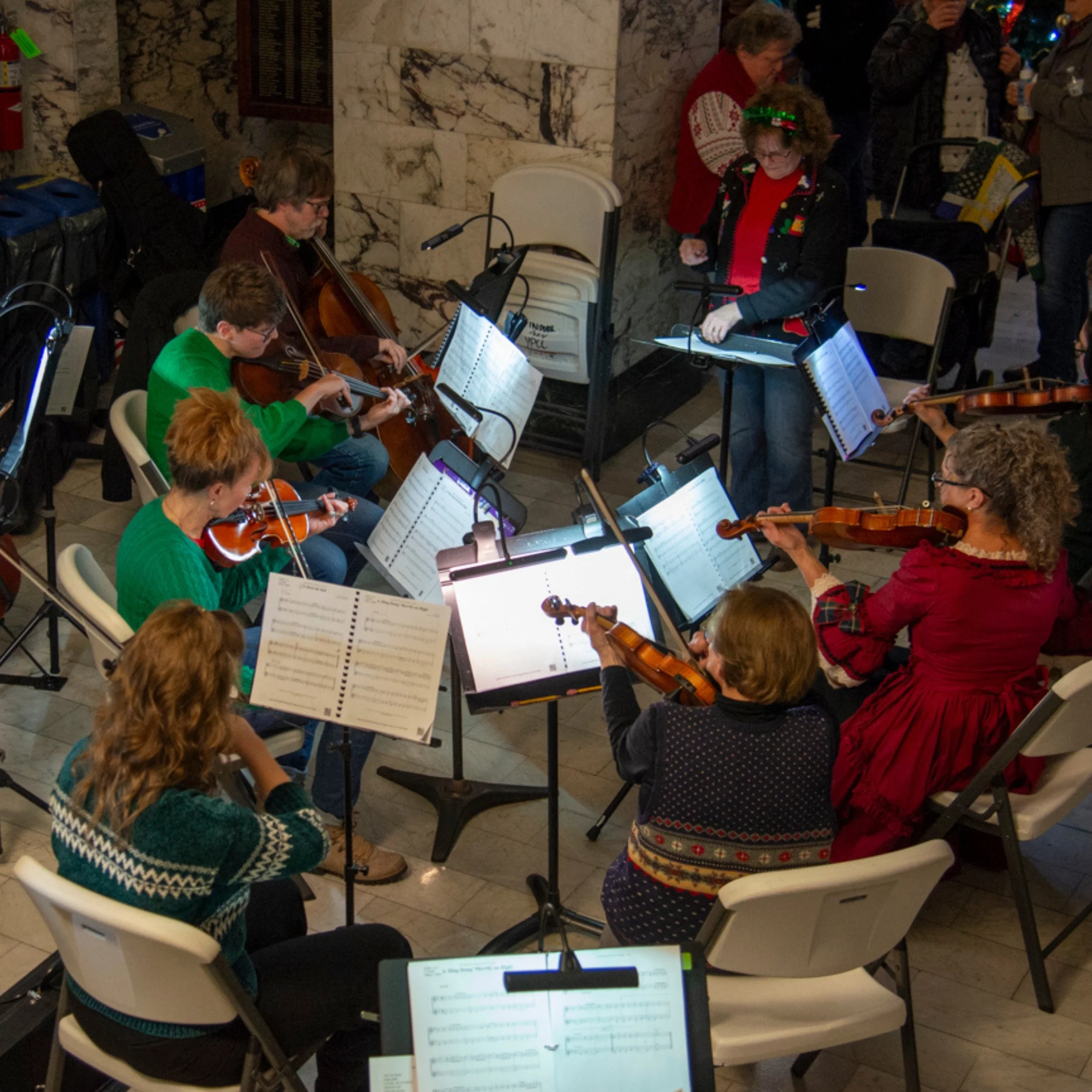 Dickens of a Christmas w/ Community Strings