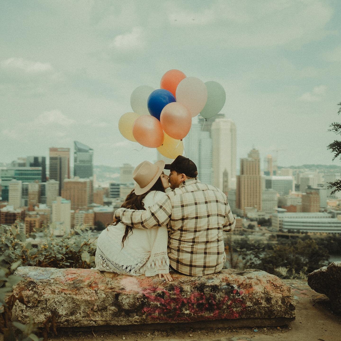 alyssa + josh with an up themed wedding🎈