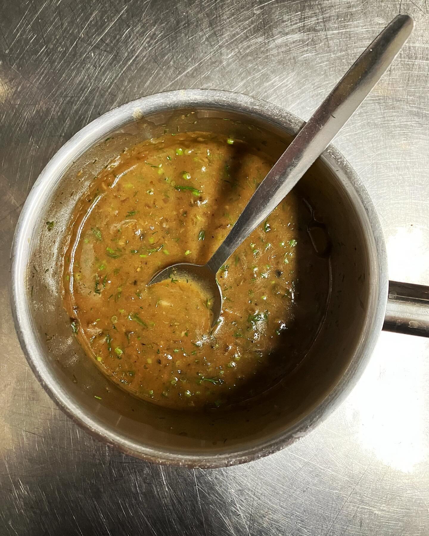WOW WOW Sauce created by William Kitchiner from his book The Cook&rsquo;s Oracle in 1817. Our version has Beef Stock, Horseradish, Gherkins, Pickled Walnuts, Capers, Brown Mustard, Onions, Brown Ale, Dill and on today with some stunning Aged Rump Cap