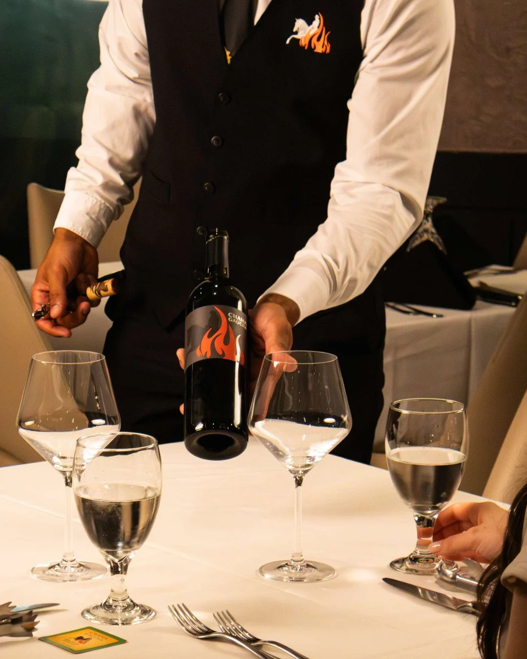 The pour sets the tone for what follows.🍷 Our wine selection is curated to elevate every bite, every conversation, and every moment shared at the table.
Raise a glass to perfection in every detail.
#ChamaGaucha #WineMoments #LuxuryDining #FineDini