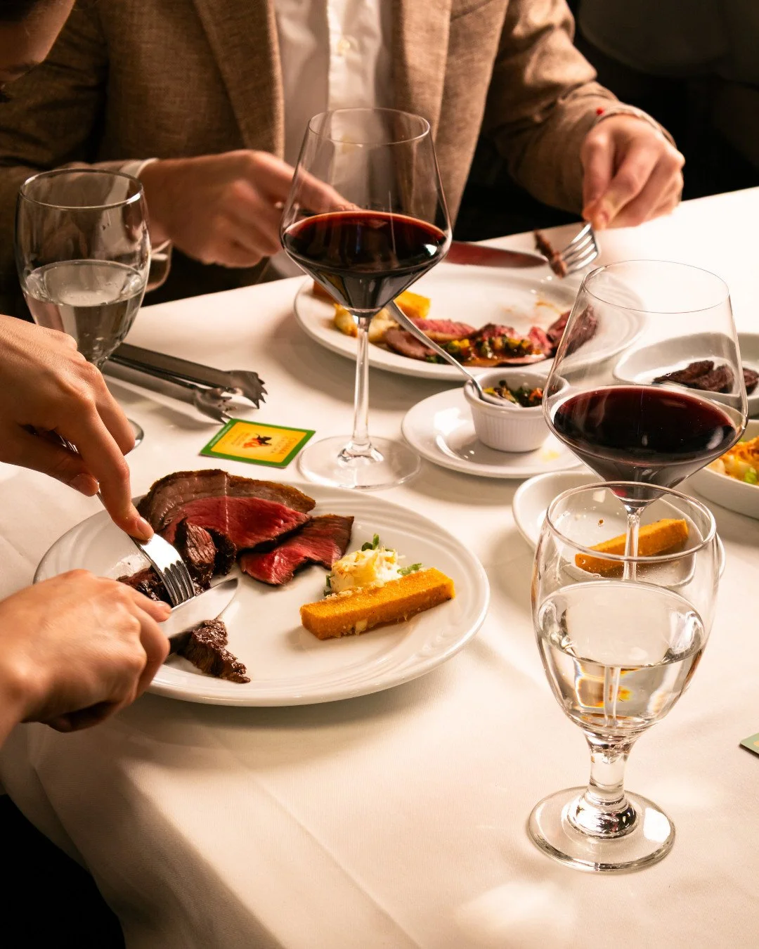 Whether it&rsquo;s dinner with friends, a festive night out, or a company celebration, every table at Chama Gaucha is made for moments worth sharing.🥂
Reserve your table and make this holiday season one to remember.

 #ChamaGaucha #BrazilianSteakhou