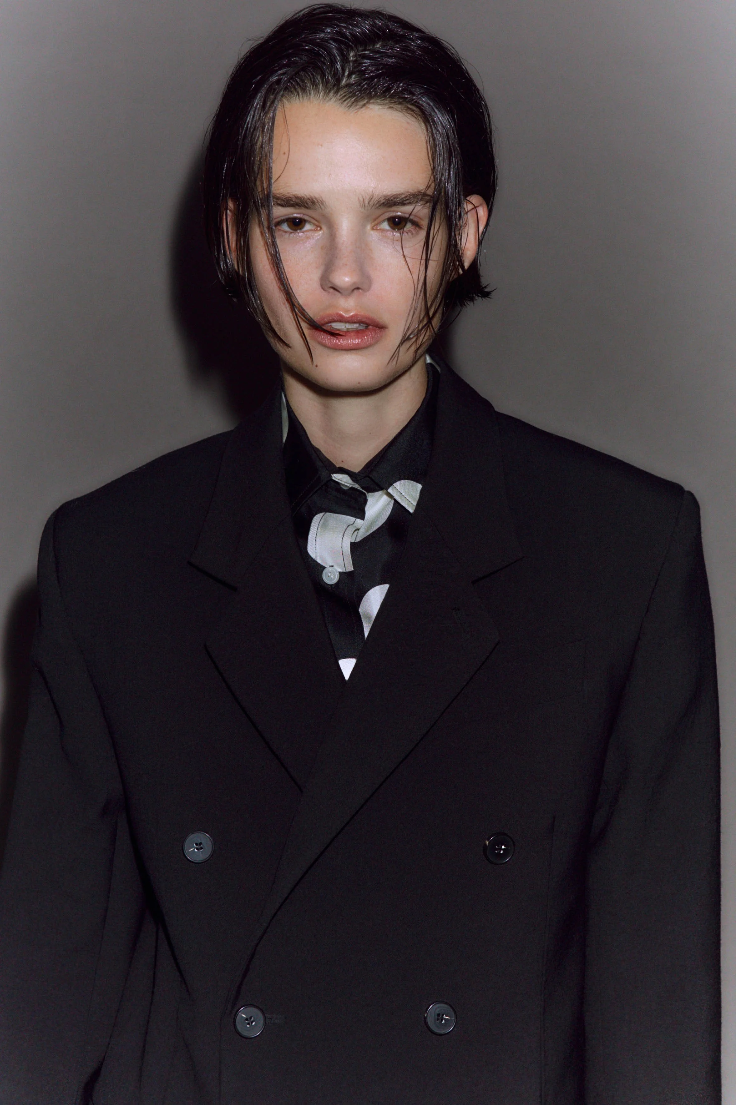VESTE