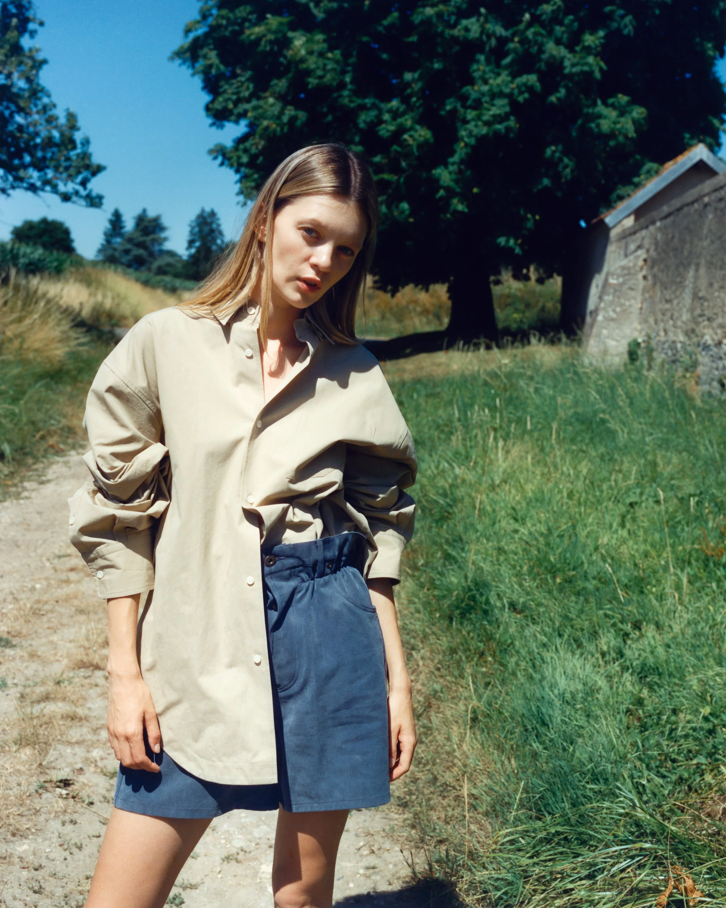LE SHORT PINPON EN CHINO BLEU