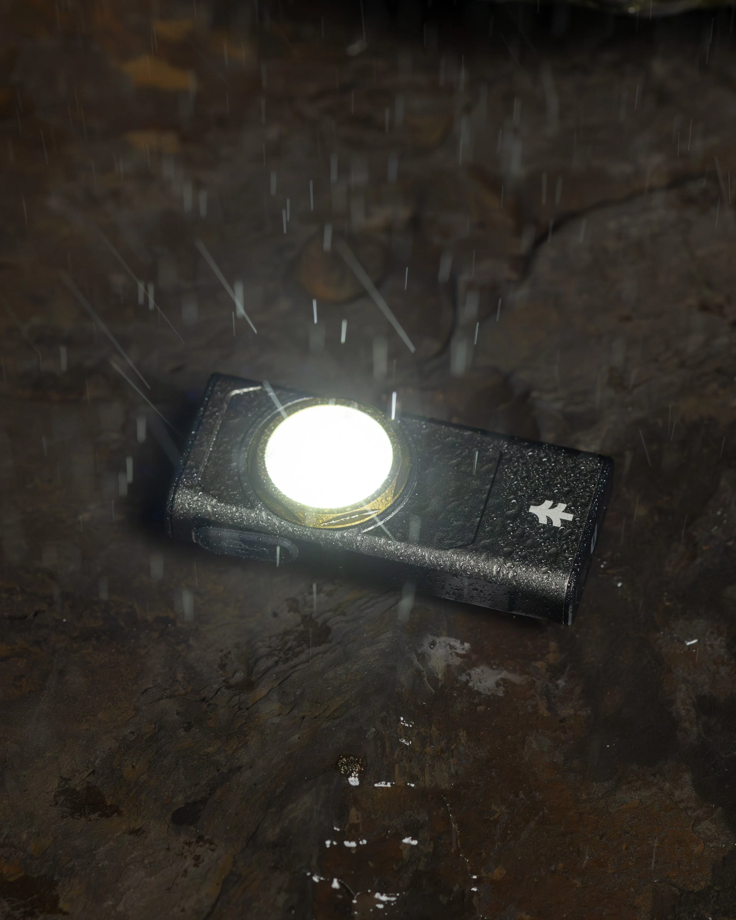 Klippicht - Black - Vertical-5.jpg